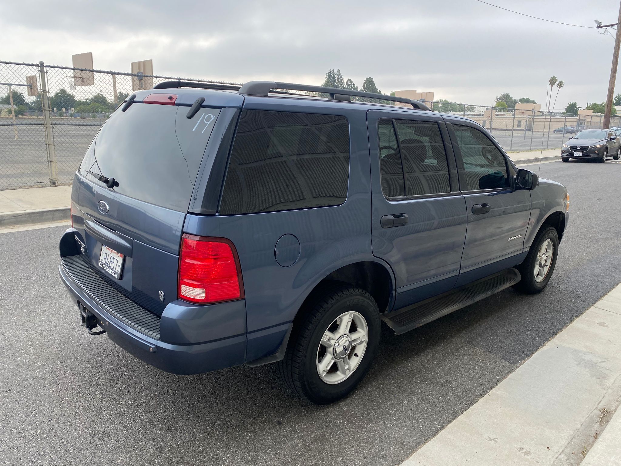 2004 Ford Explorer XLT