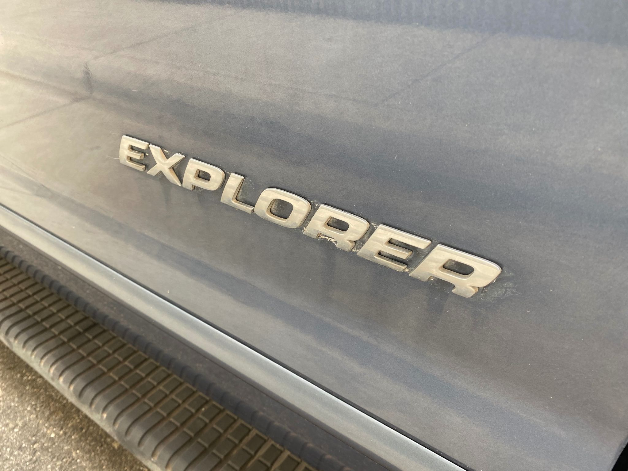 2004 Ford Explorer XLT