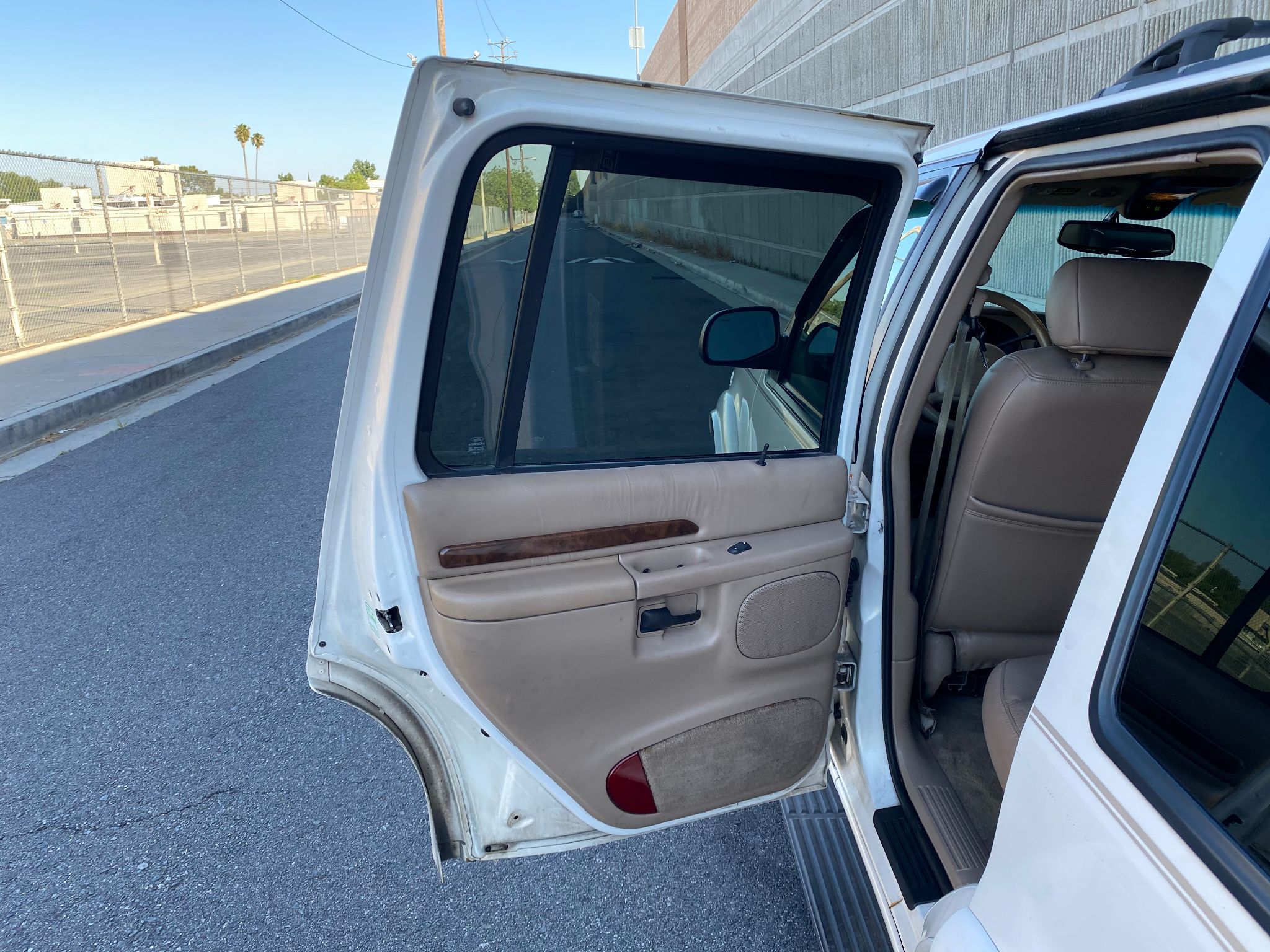 2001 Ford Explorer Limited
