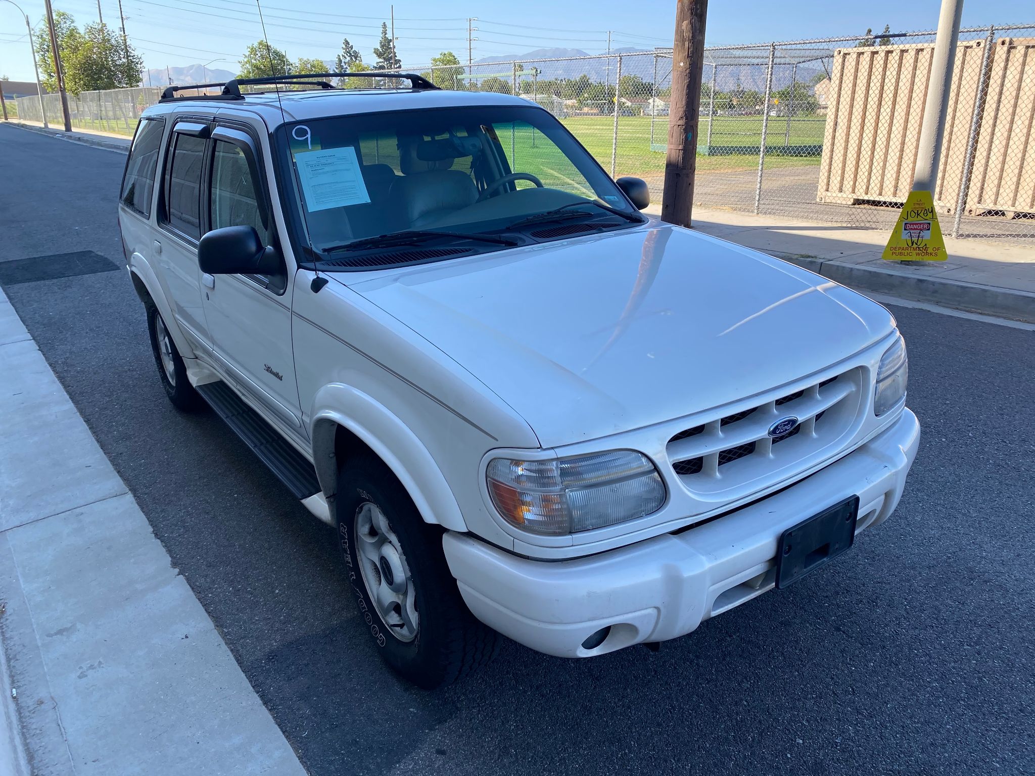2001 Ford Explorer Limited