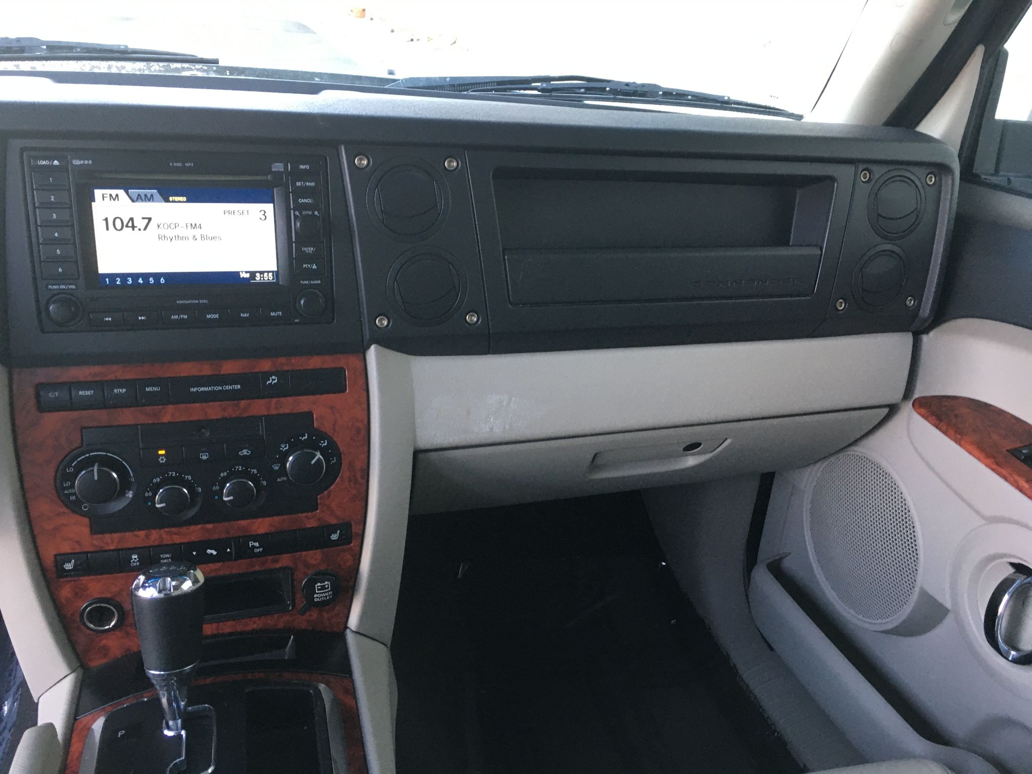 2006 Jeep Commander Limited