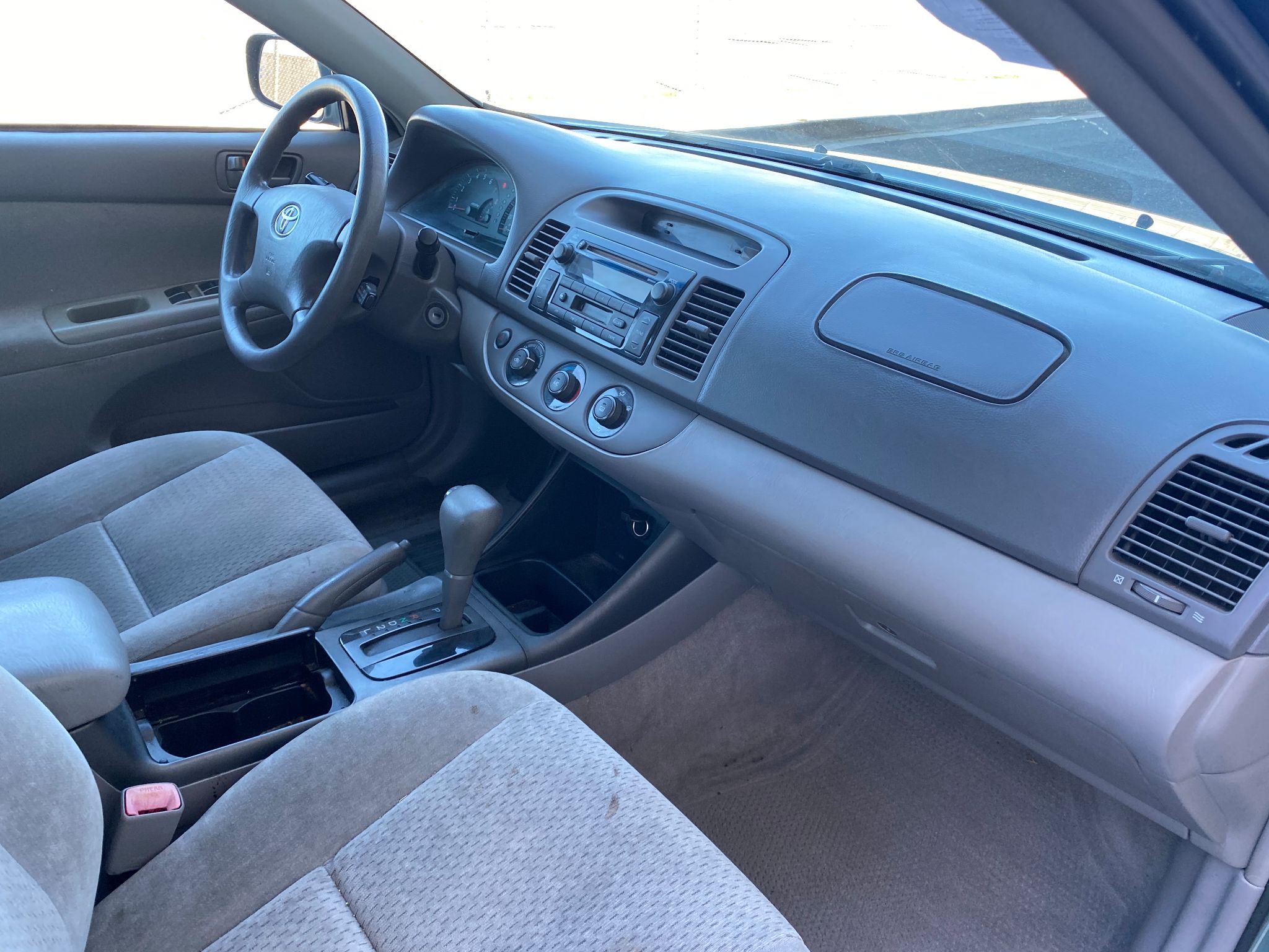 2004 Toyota Camry LE