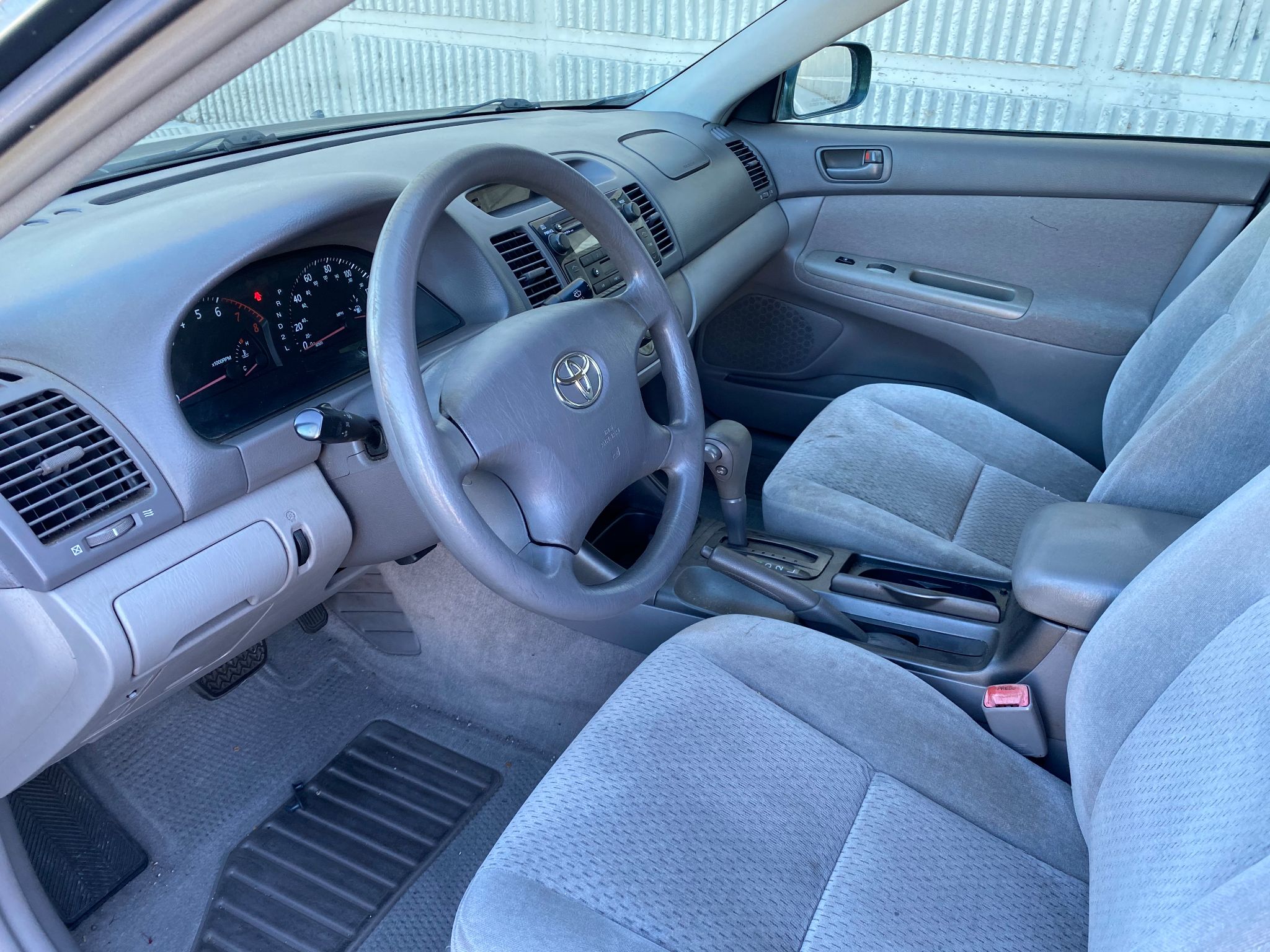 2004 Toyota Camry LE