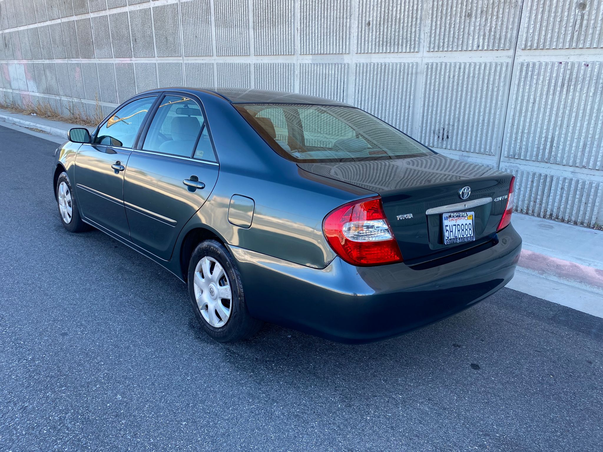 2004 Toyota Camry LE