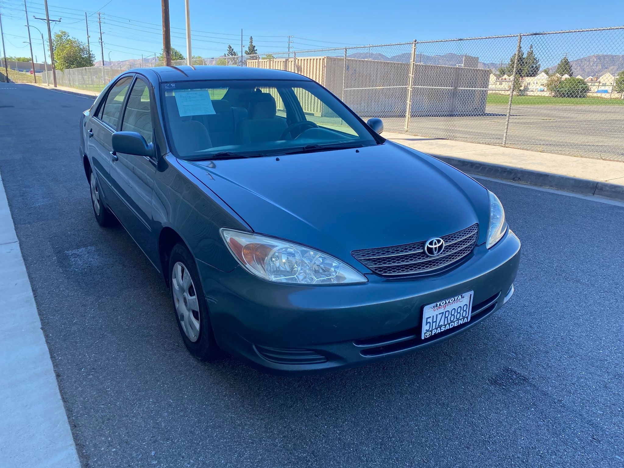 2004 Toyota Camry LE