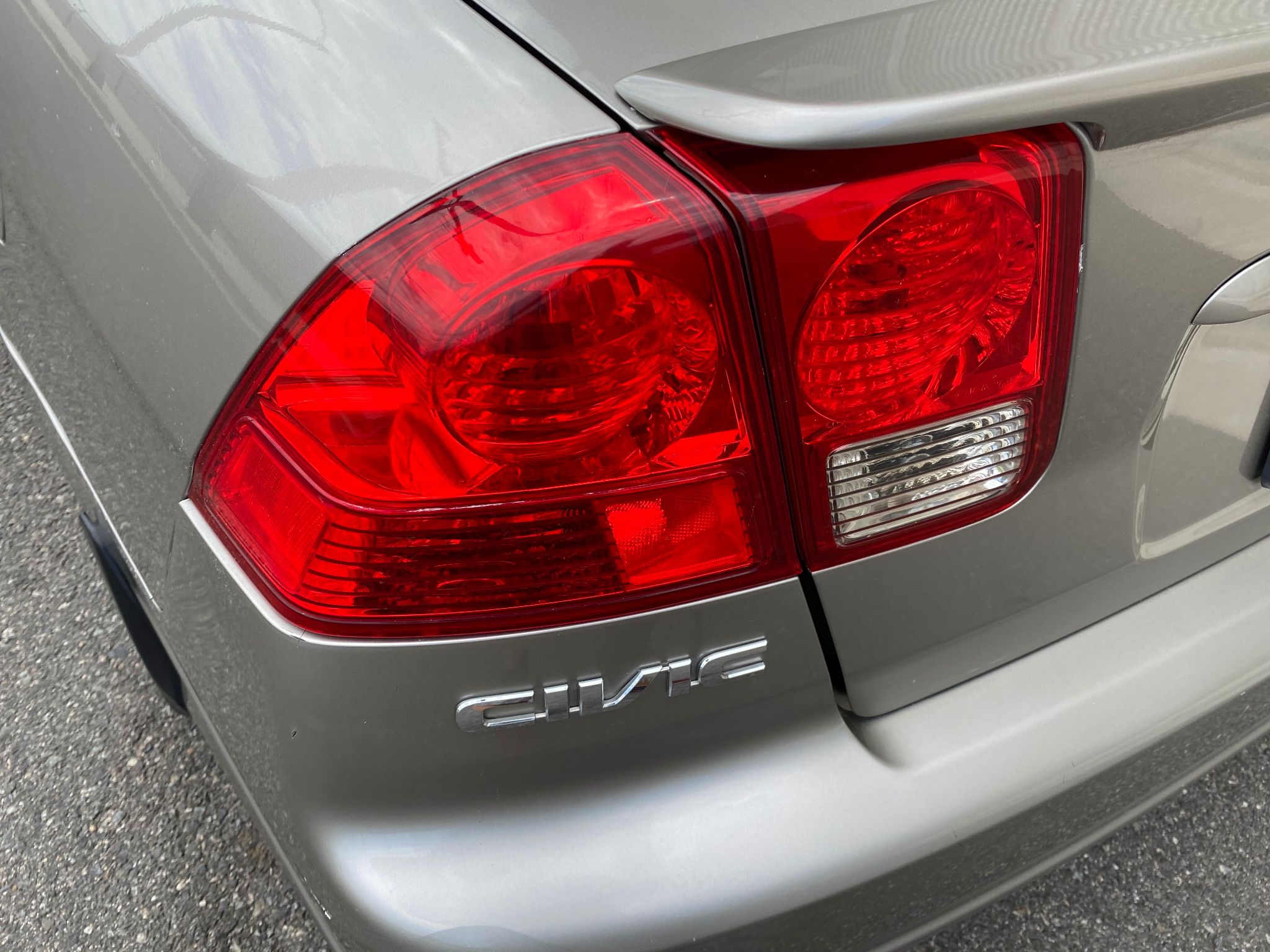 2004 Honda Civic HYBRID
