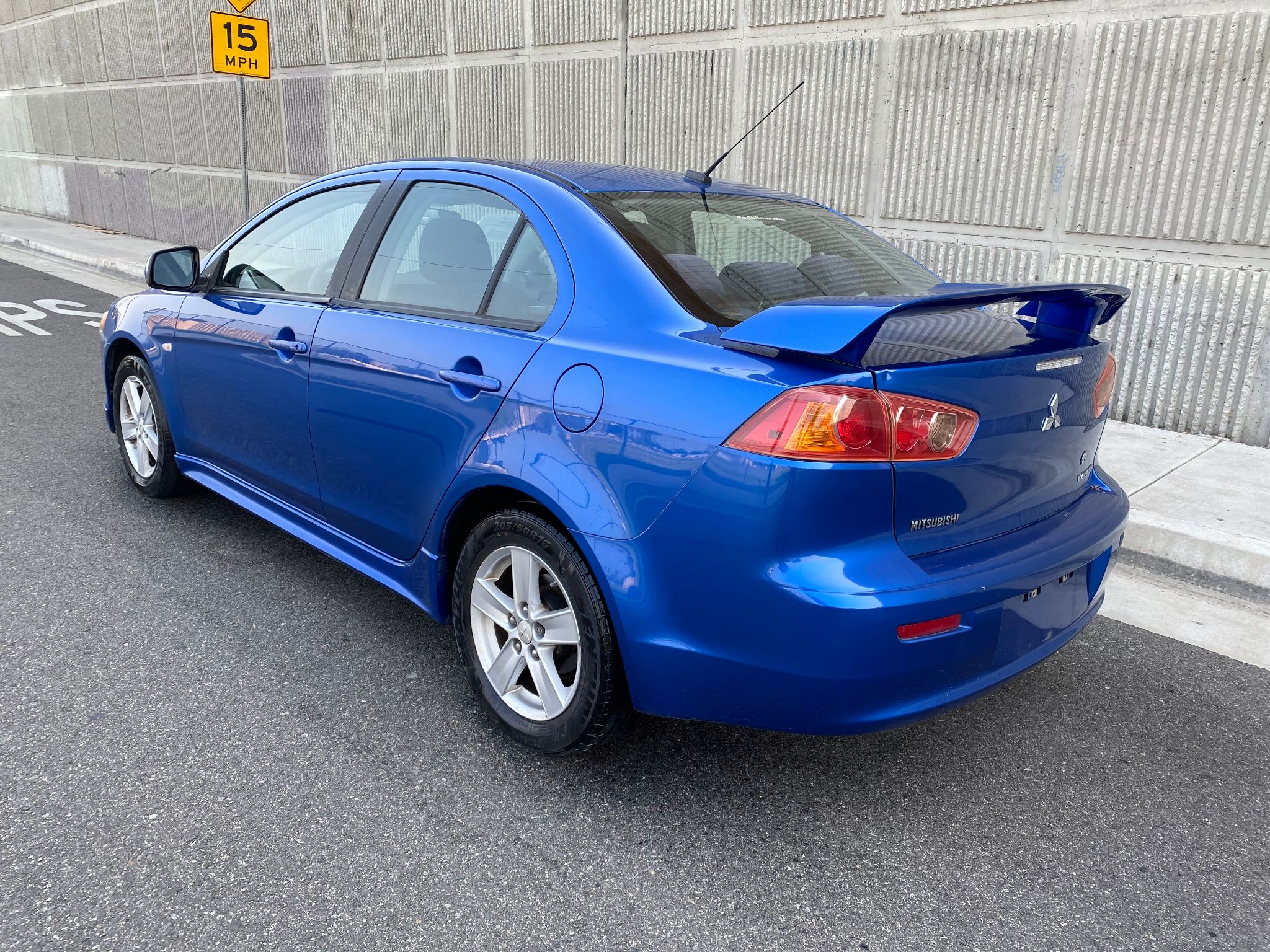 2009 Mitsubishi Lancer ES
