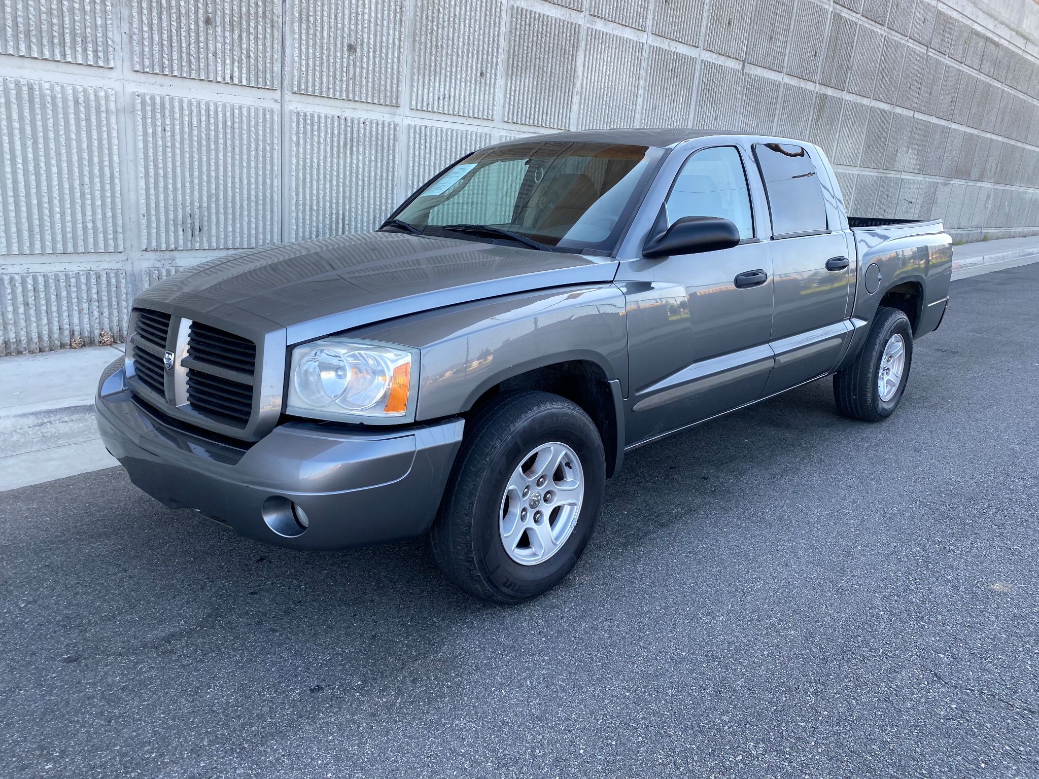2006 Dodge Dakota SLT