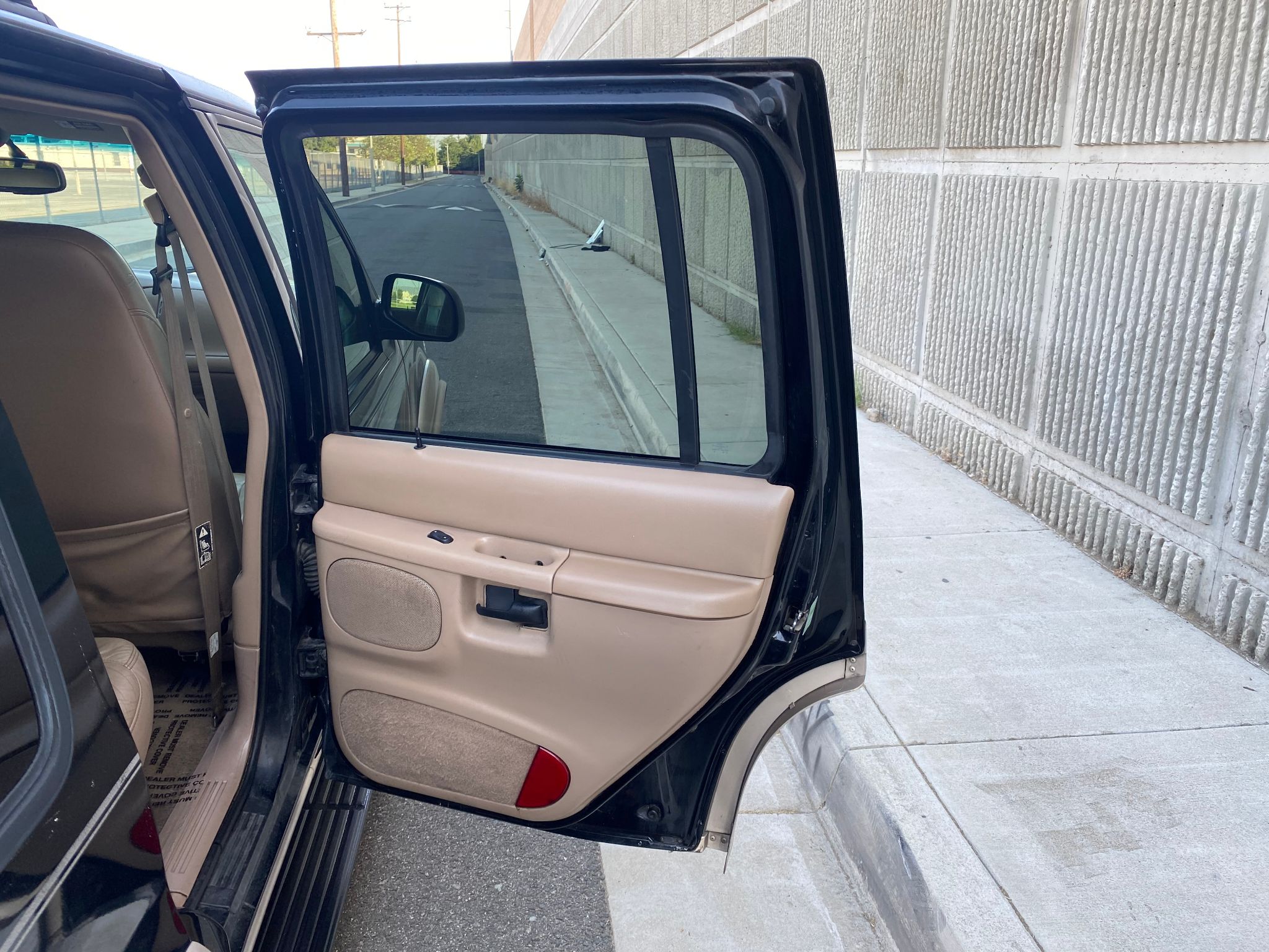 2000 Ford Explorer Eddie Bauer