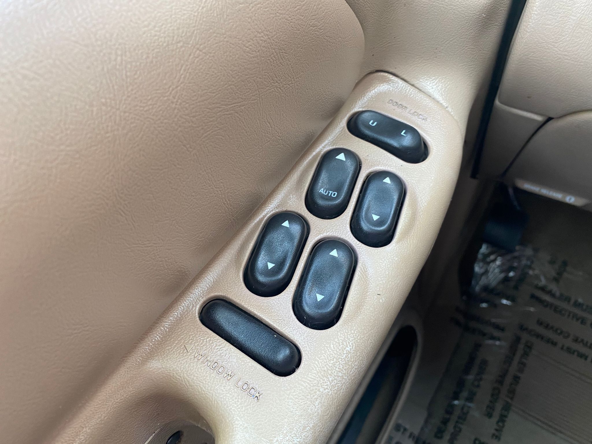 2000 Ford Explorer Eddie Bauer