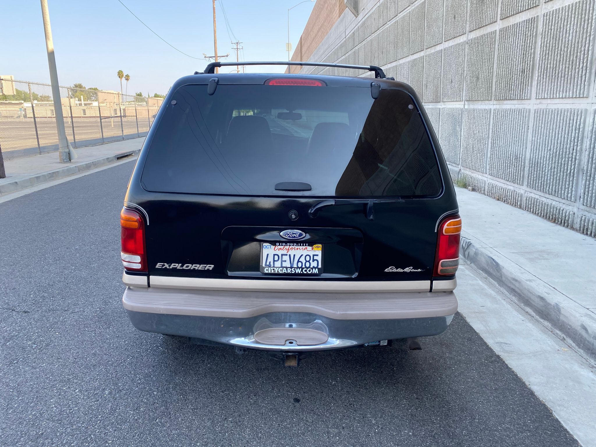 2000 Ford Explorer Eddie Bauer