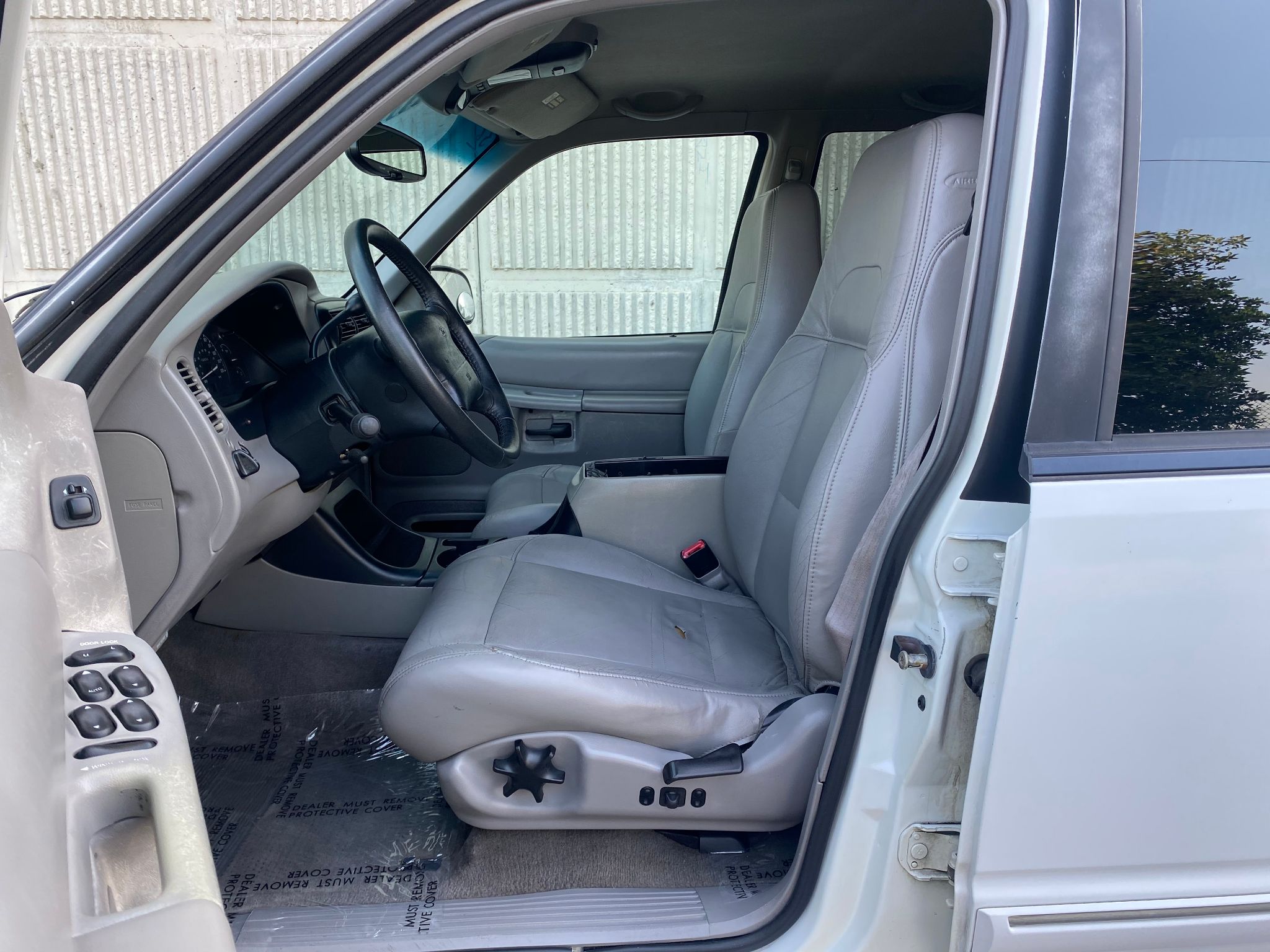 1999 Ford Explorer XLT