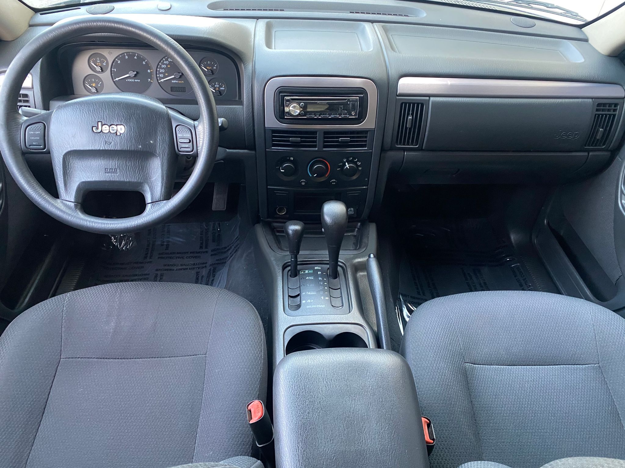 2004 Jeep Grand Cherokee Laredo