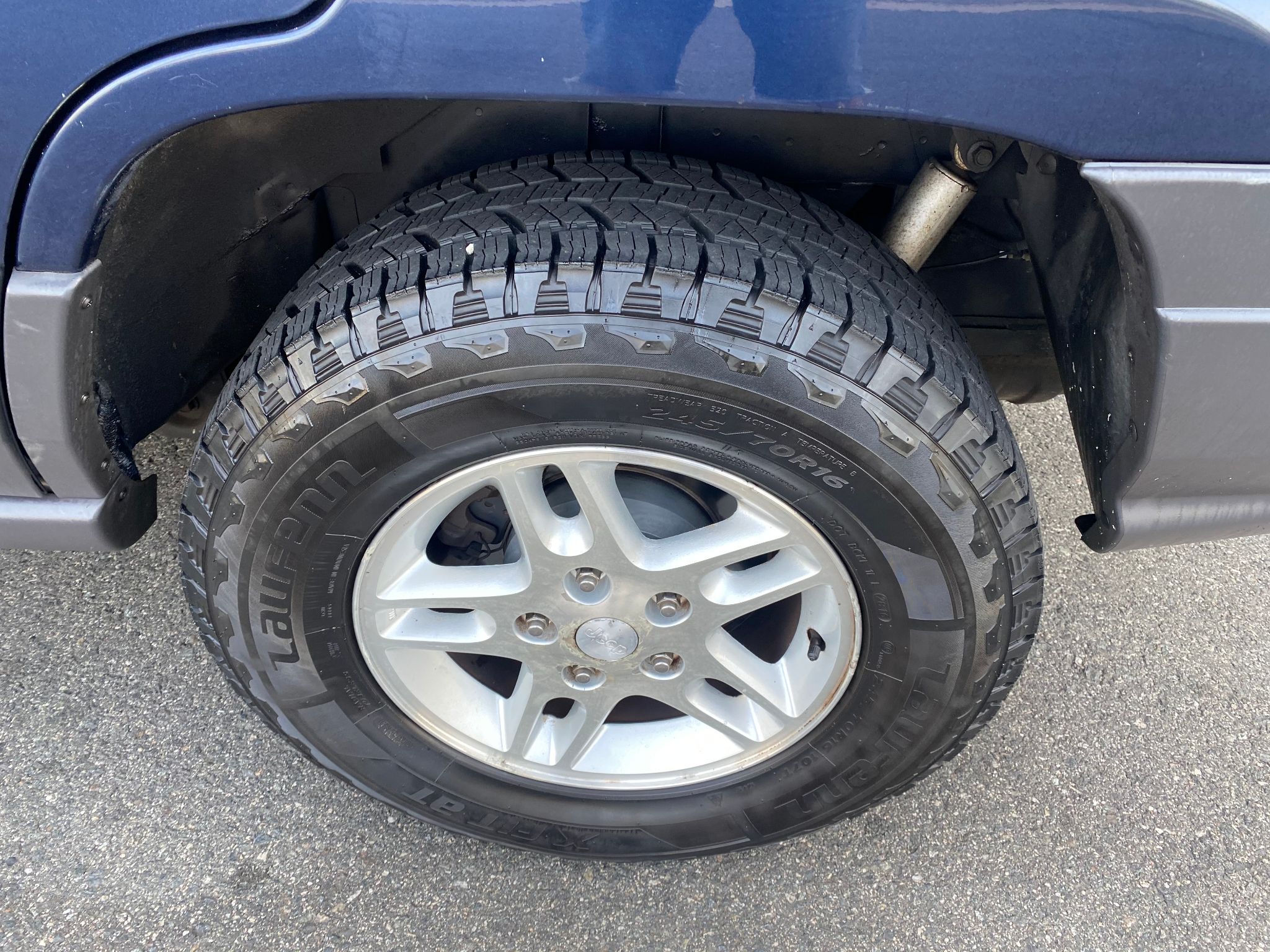 2004 Jeep Grand Cherokee Laredo