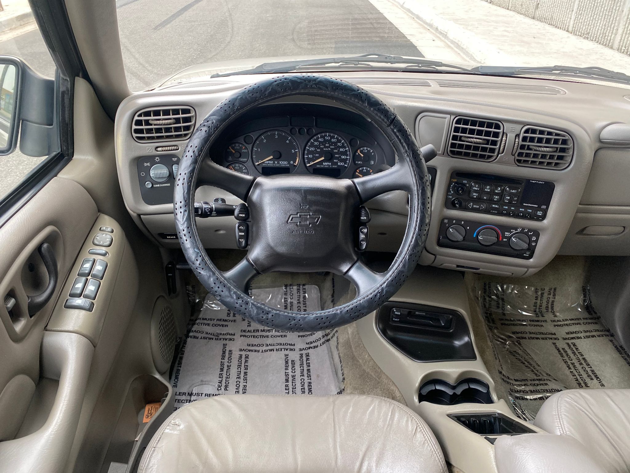 2002 Chevrolet Blazer LS
