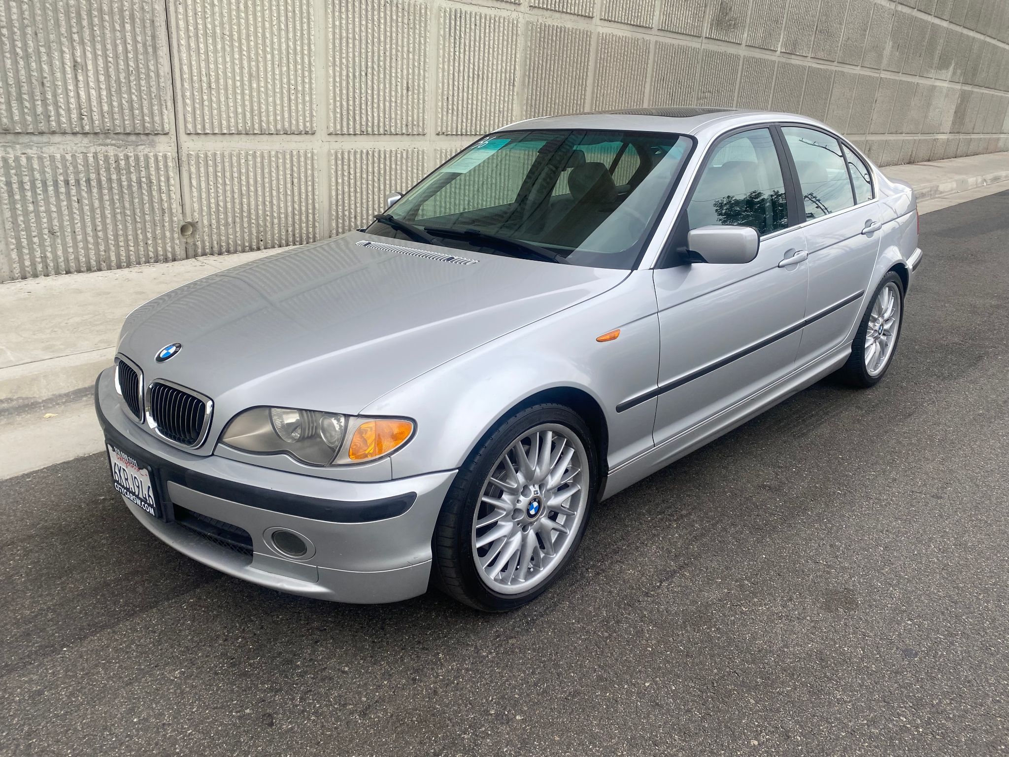 2003 BMW 3 Series 330i