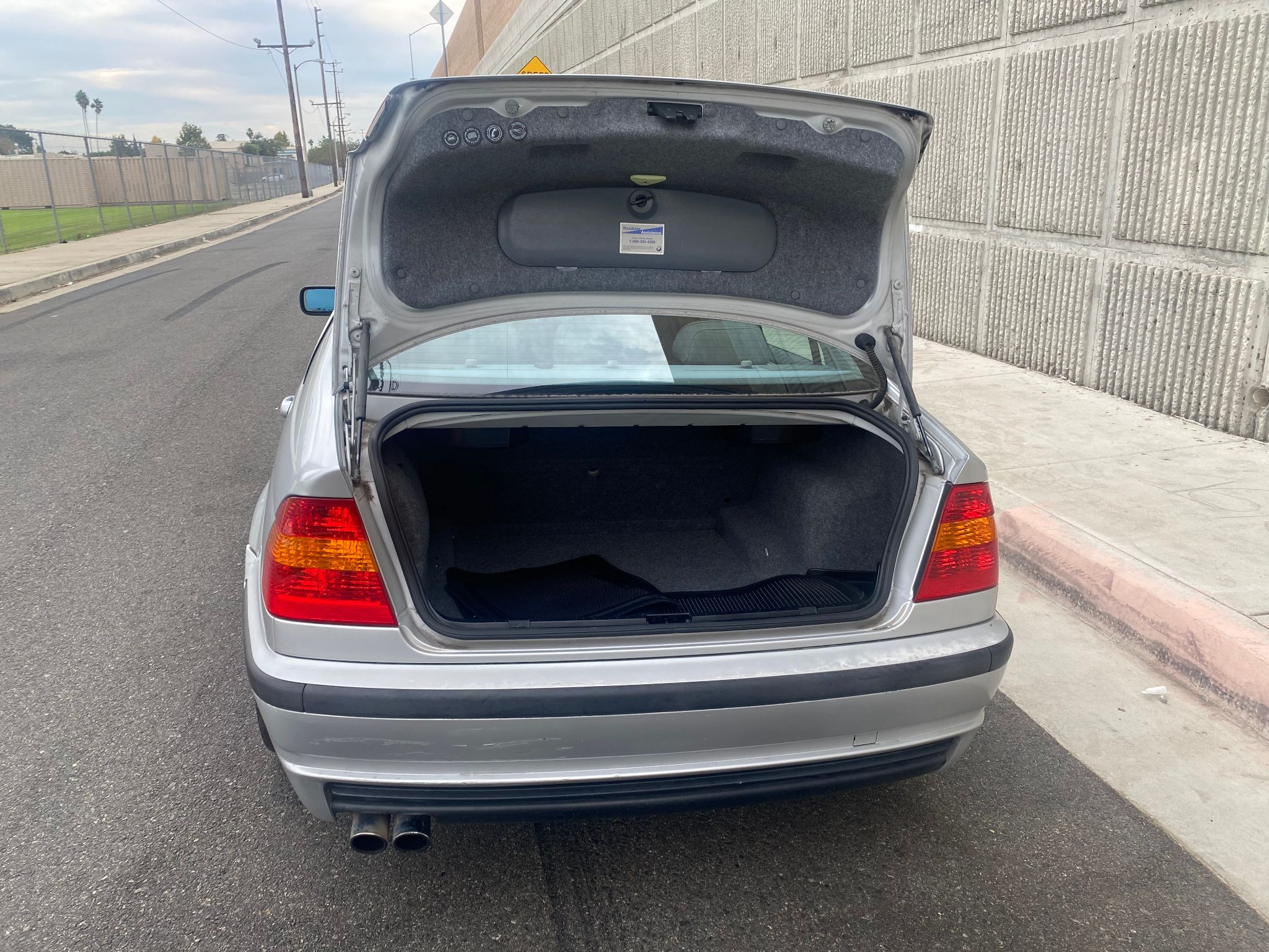 2003 BMW 3 Series 330i