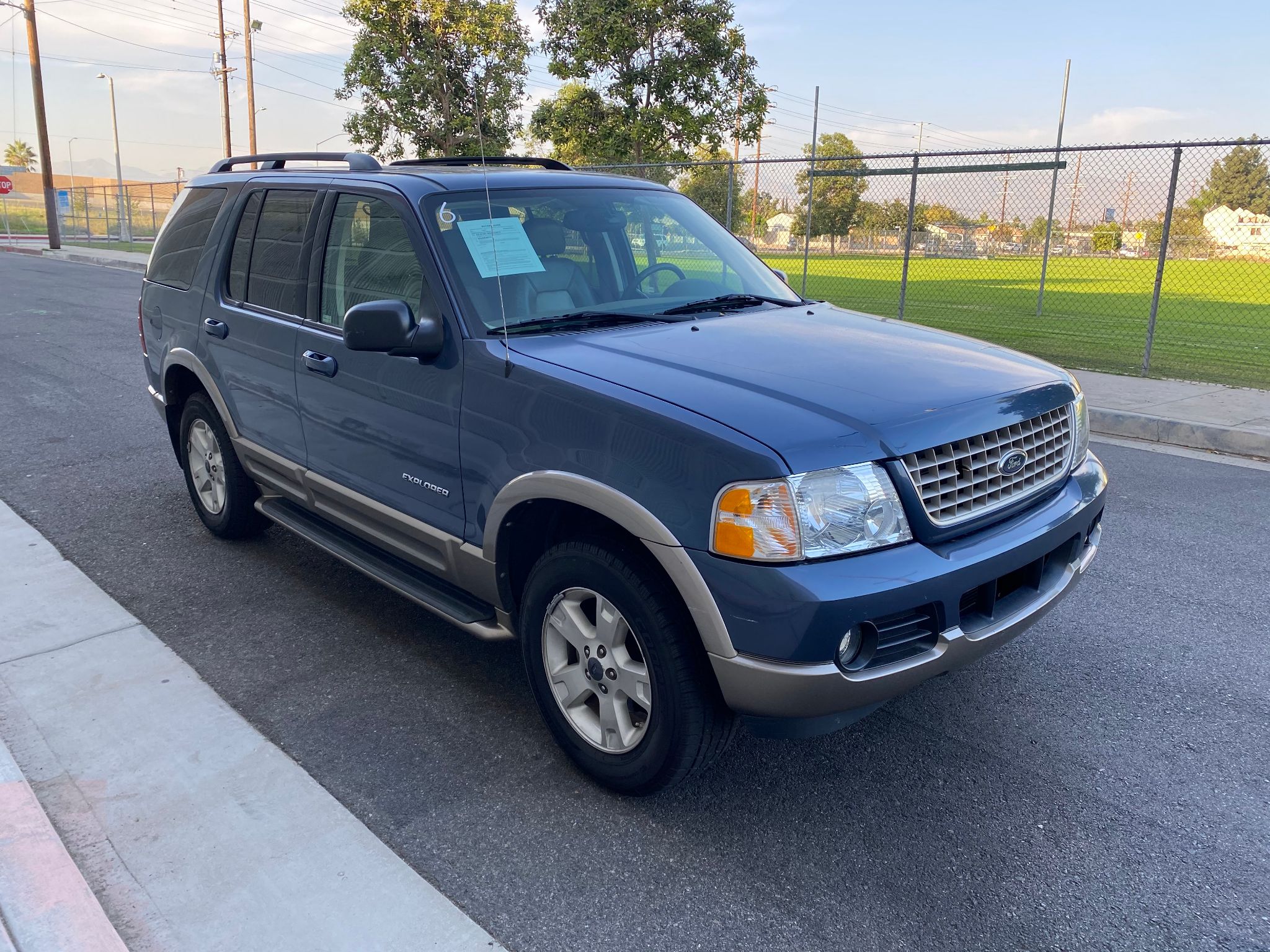 2004 Ford Explorer Eddie Bauer