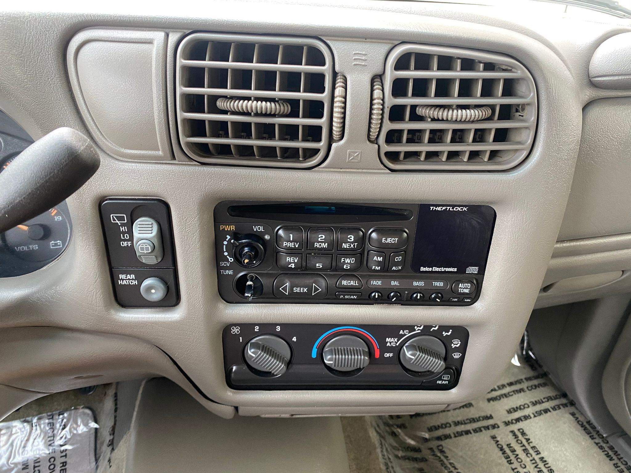 2000 Chevrolet Blazer LT