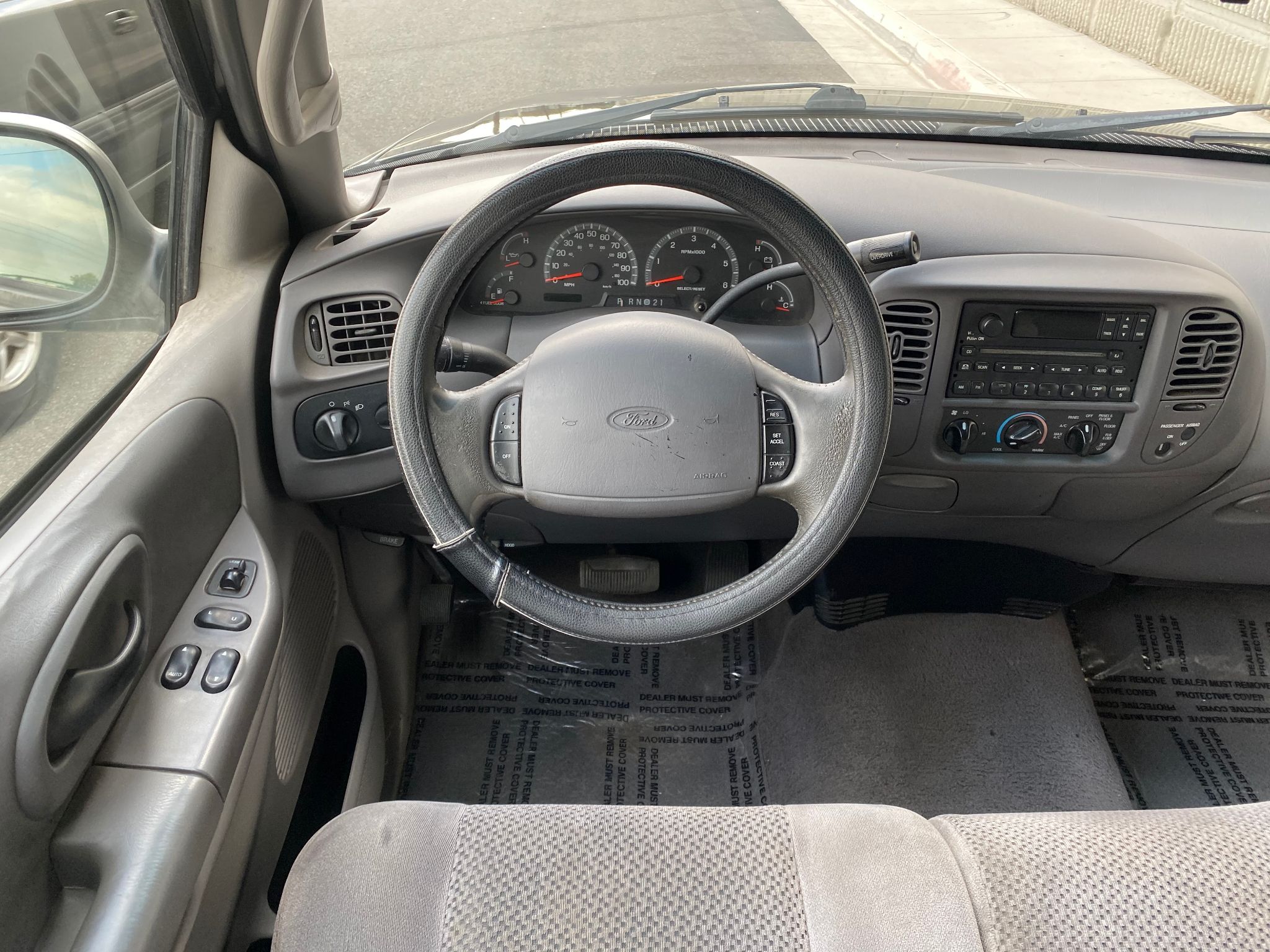 2002 Ford F-150 XLT