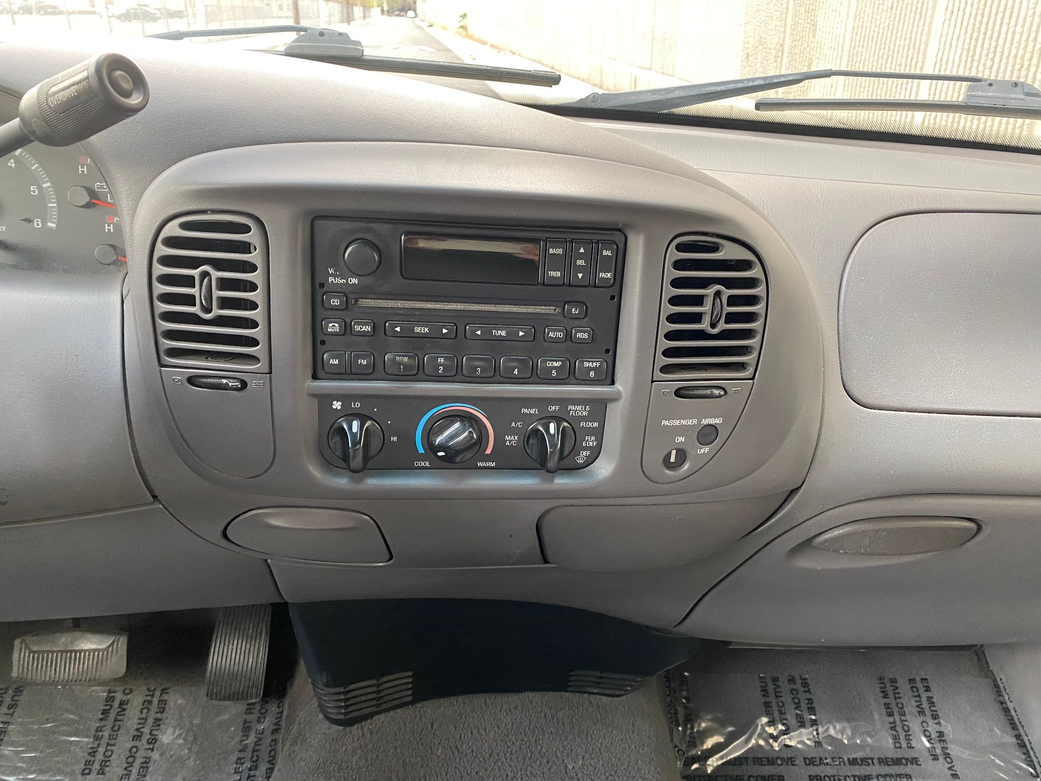 2002 Ford F-150 XLT