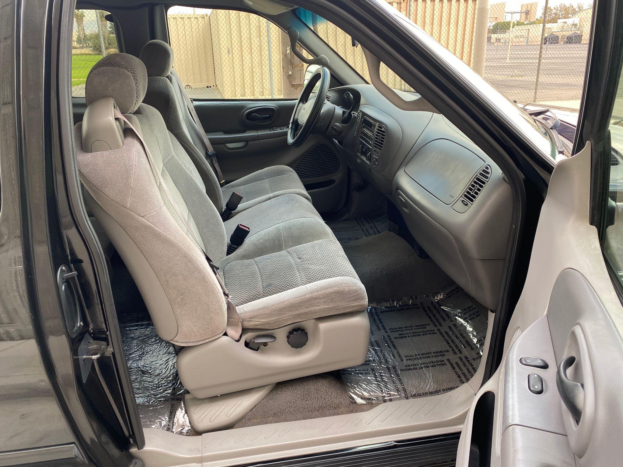 2002 Ford F-150 XLT