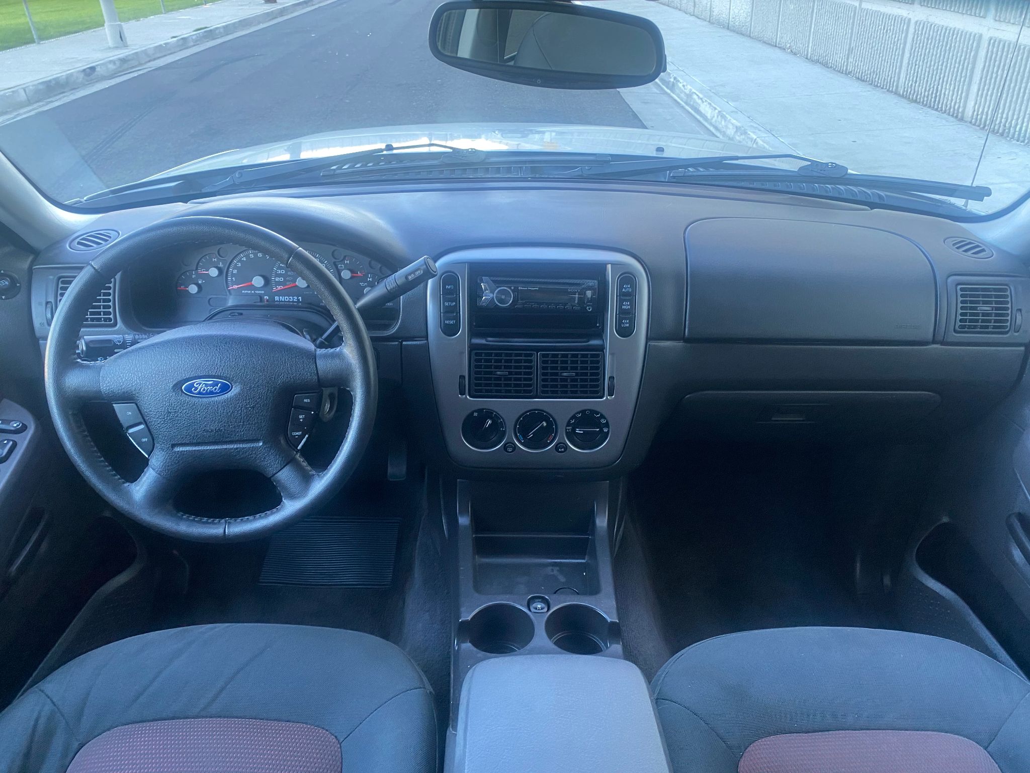 2005 Ford Explorer XLT Sport