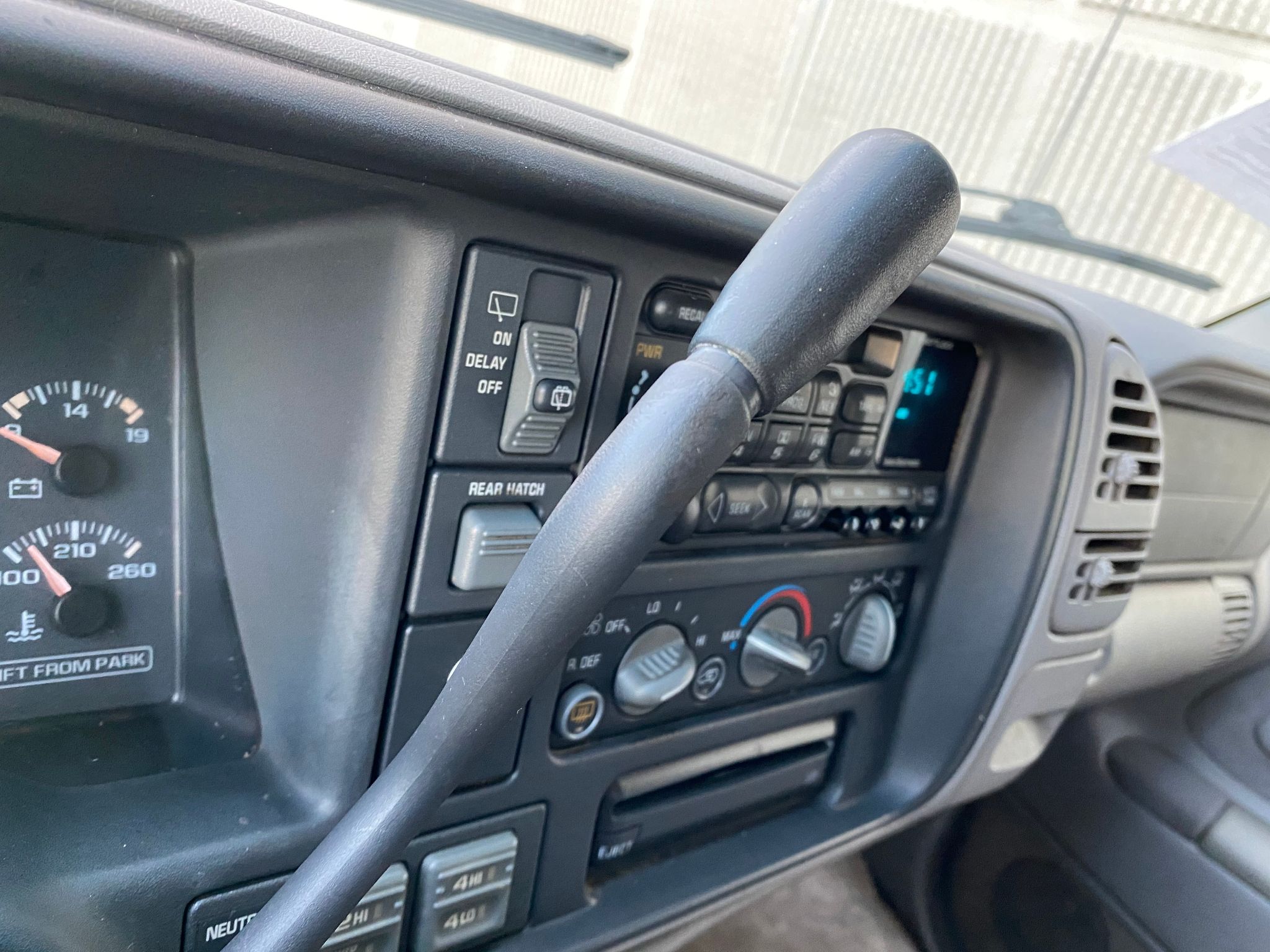 1999 Chevrolet Suburban LS