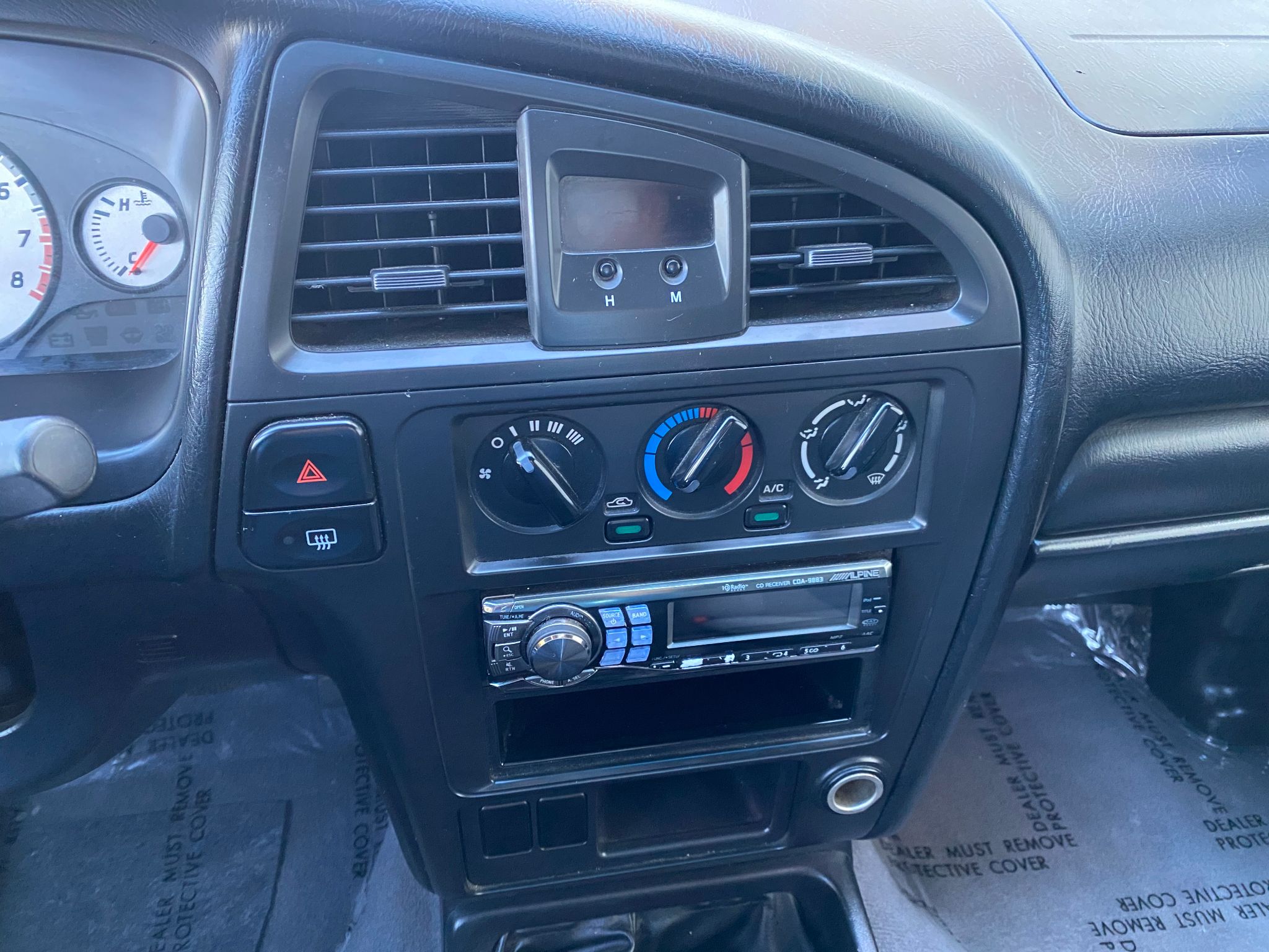 2001 Nissan Pathfinder SE