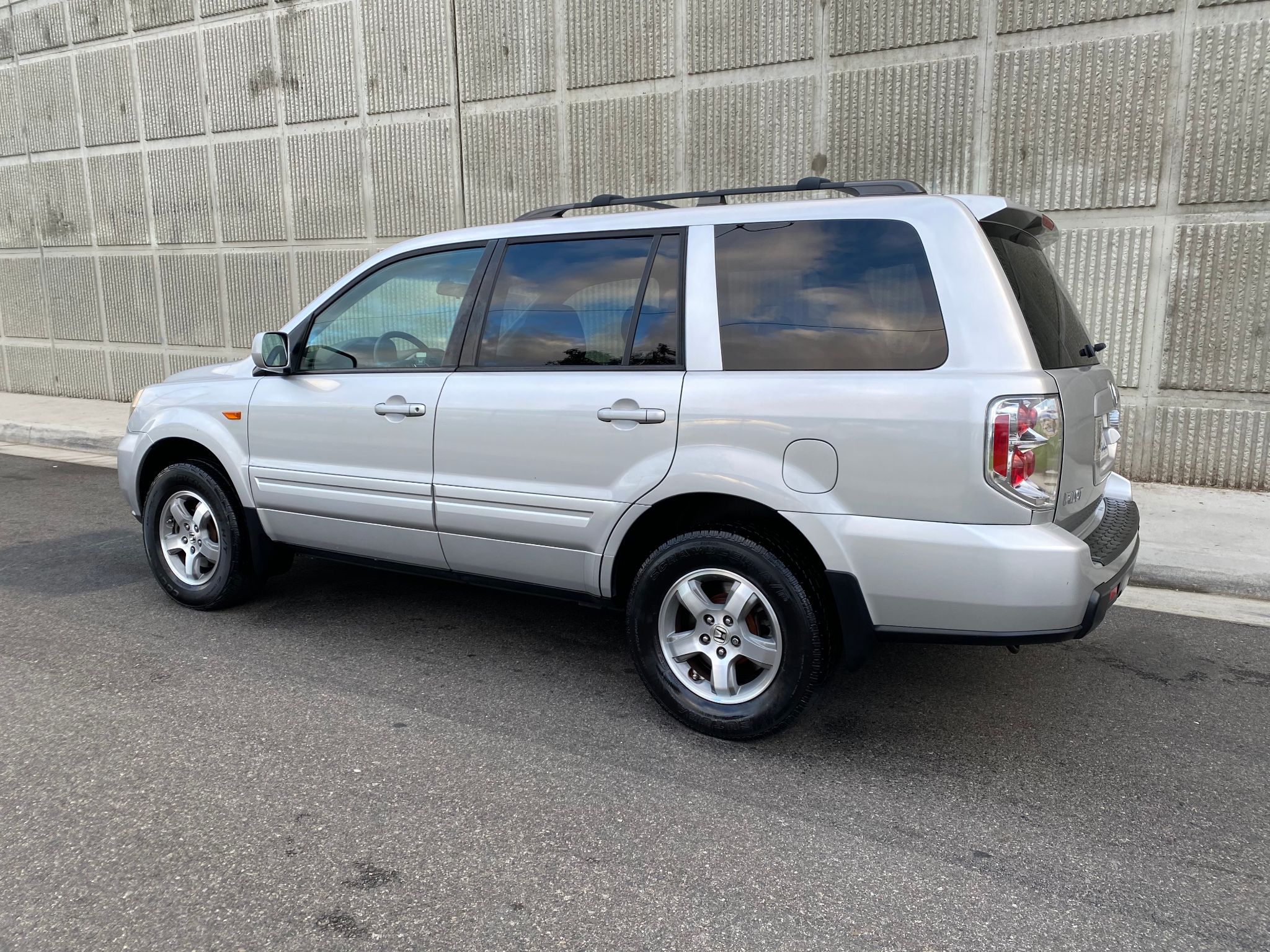 2006 Honda Pilot EX-L with NAVI