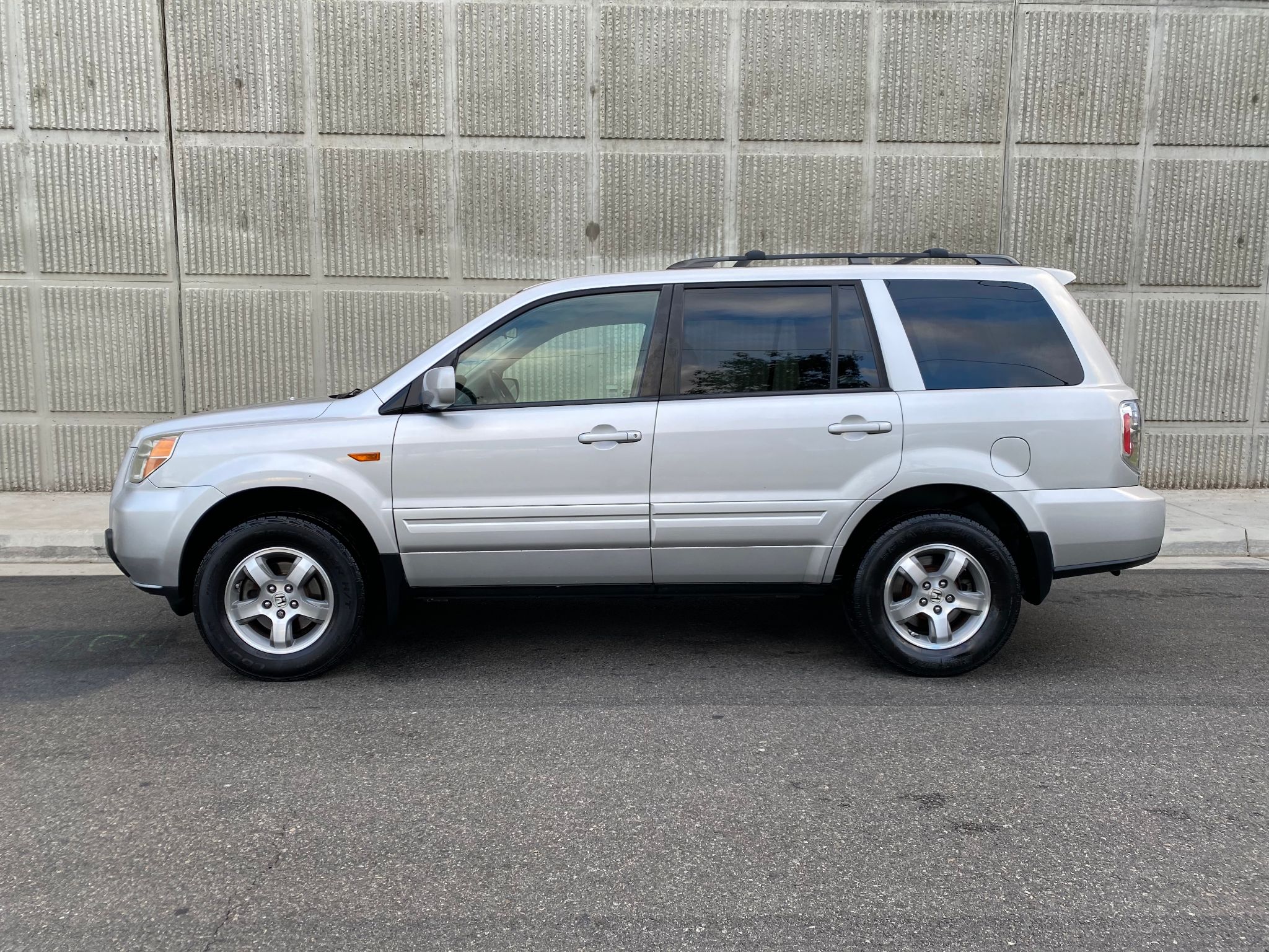 2006 Honda Pilot EX-L with NAVI