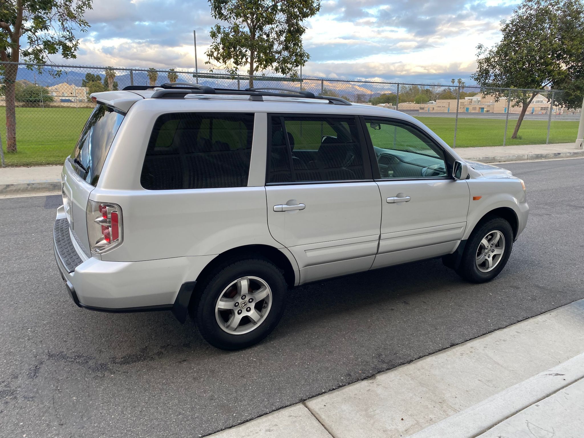 2006 Honda Pilot EX-L with NAVI