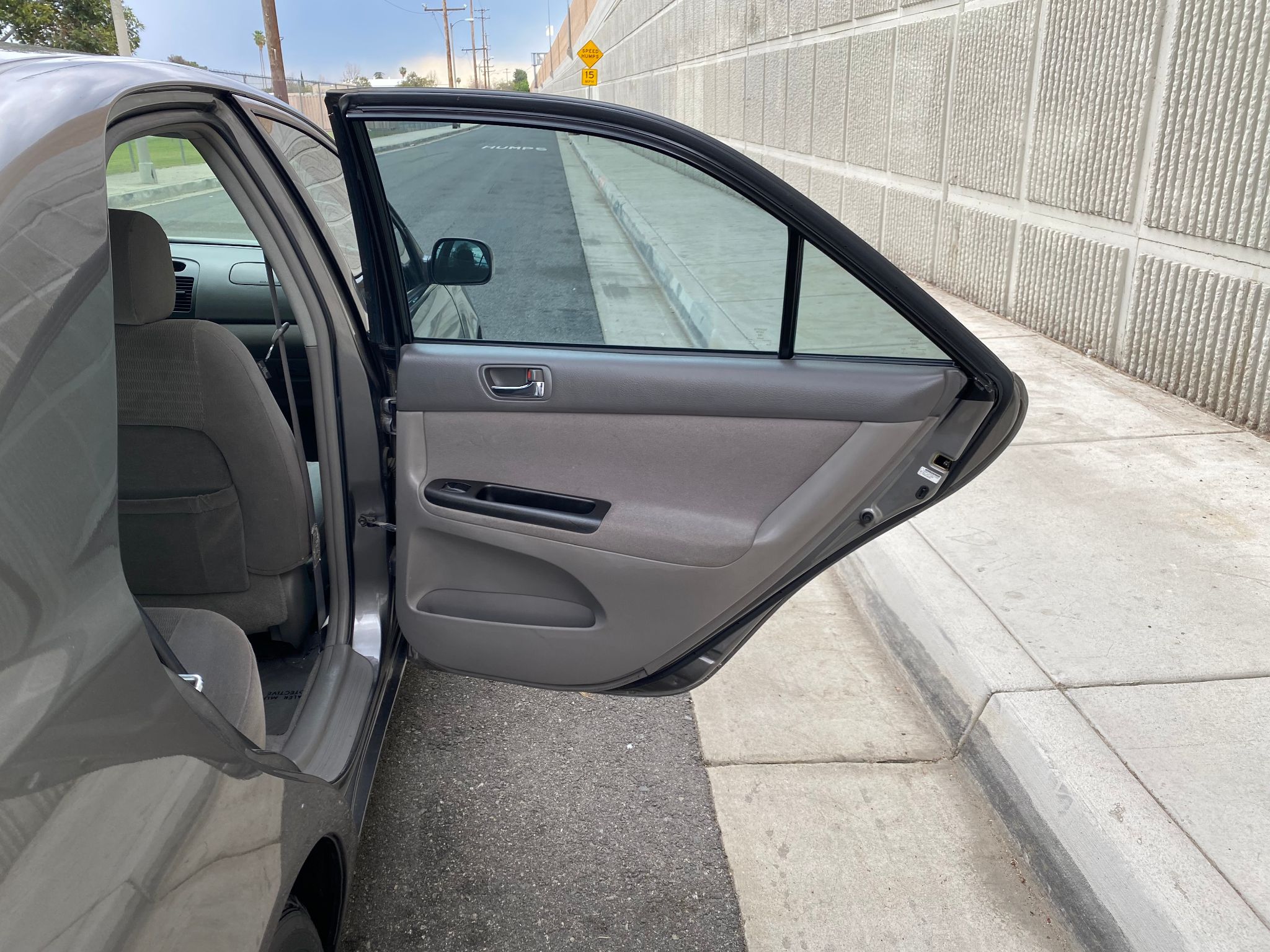2005 Toyota Camry LE