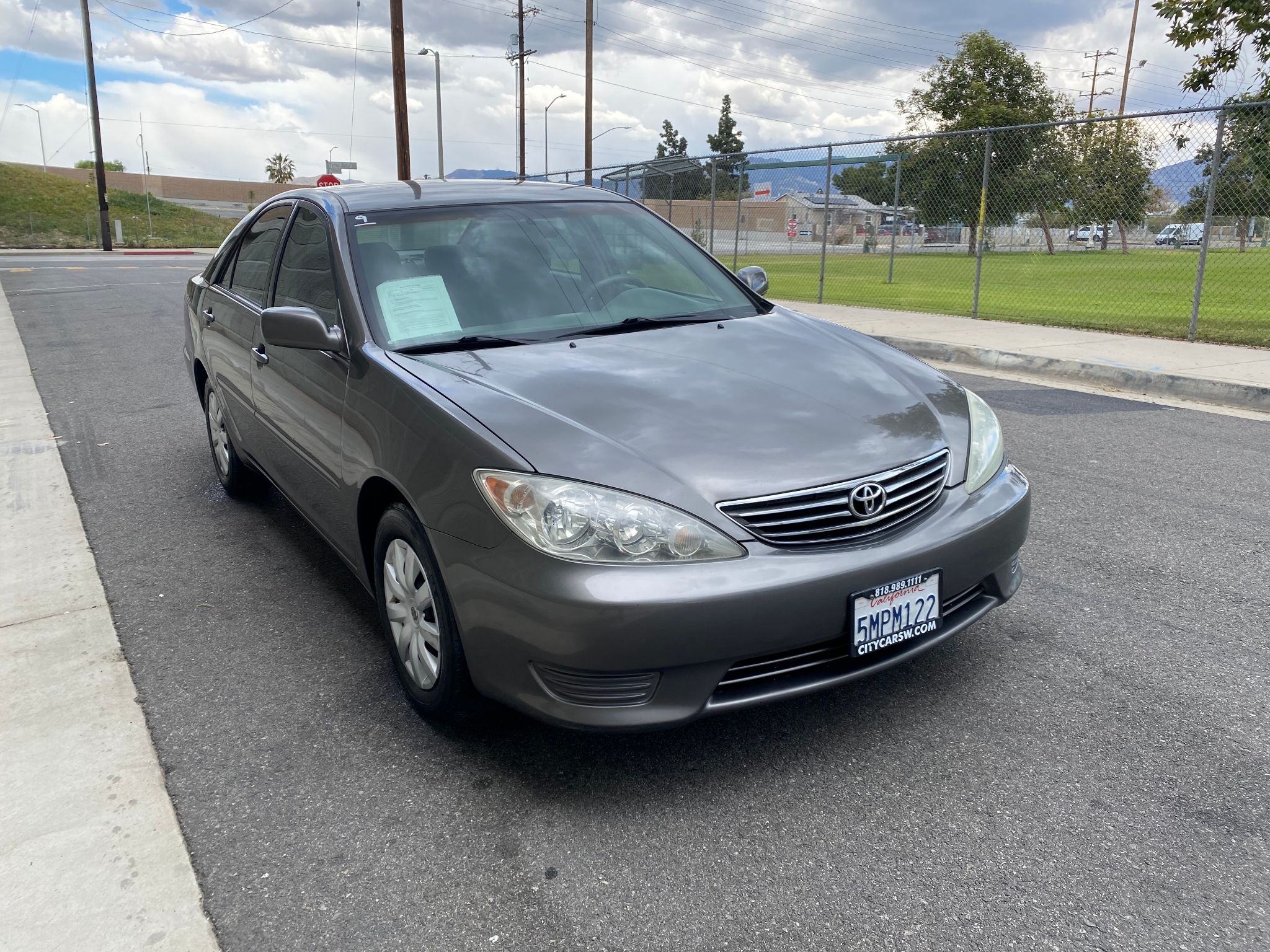 2005 Toyota Camry LE