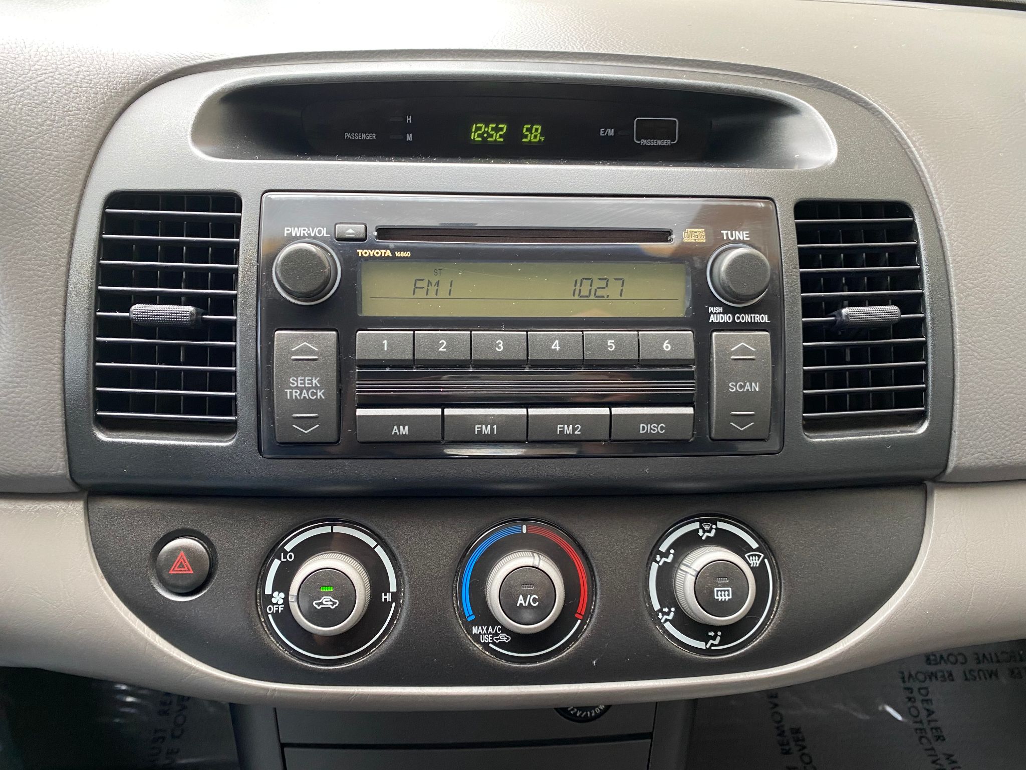 2005 Toyota Camry LE
