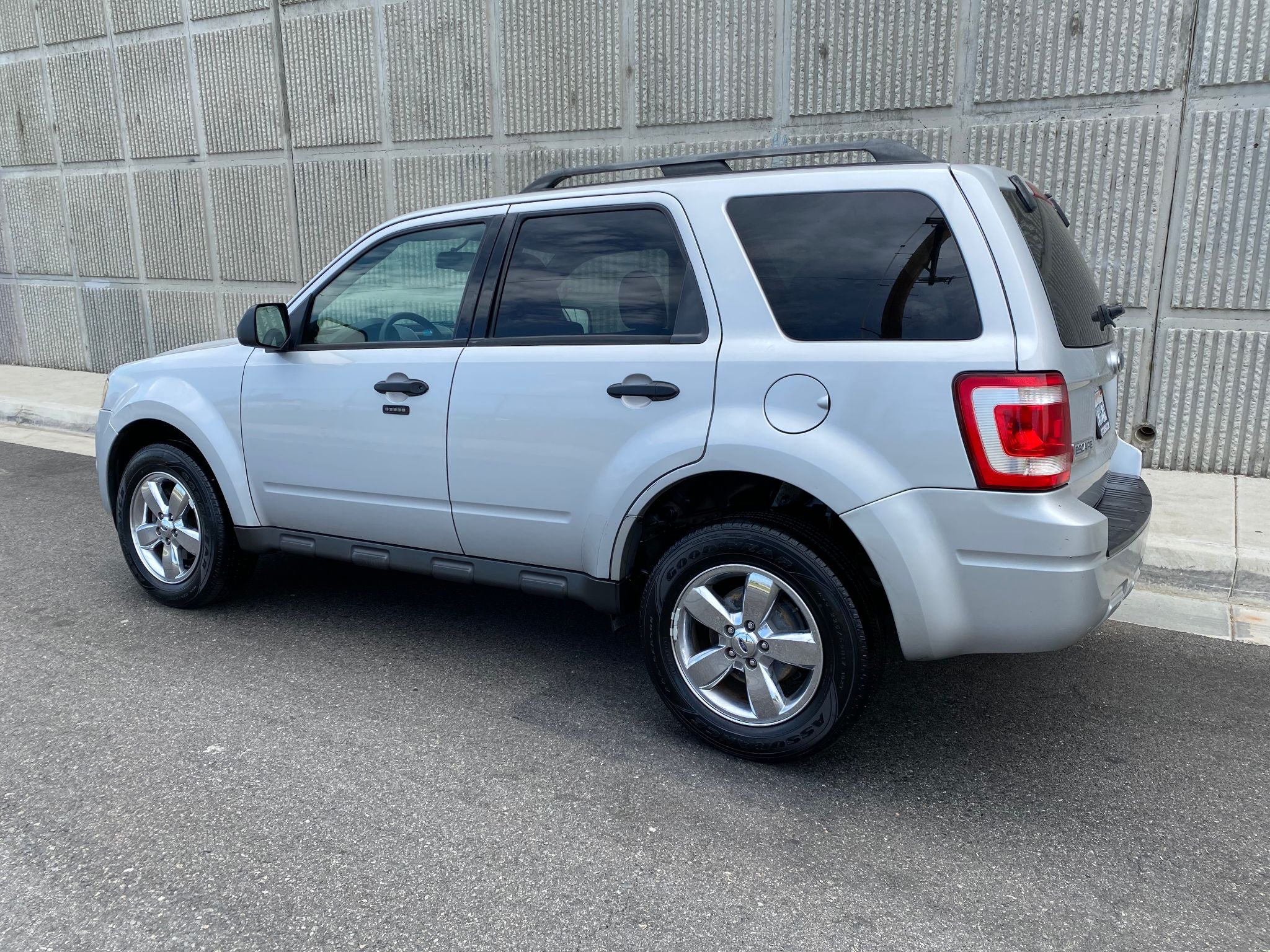 2009 Ford Escape XLT