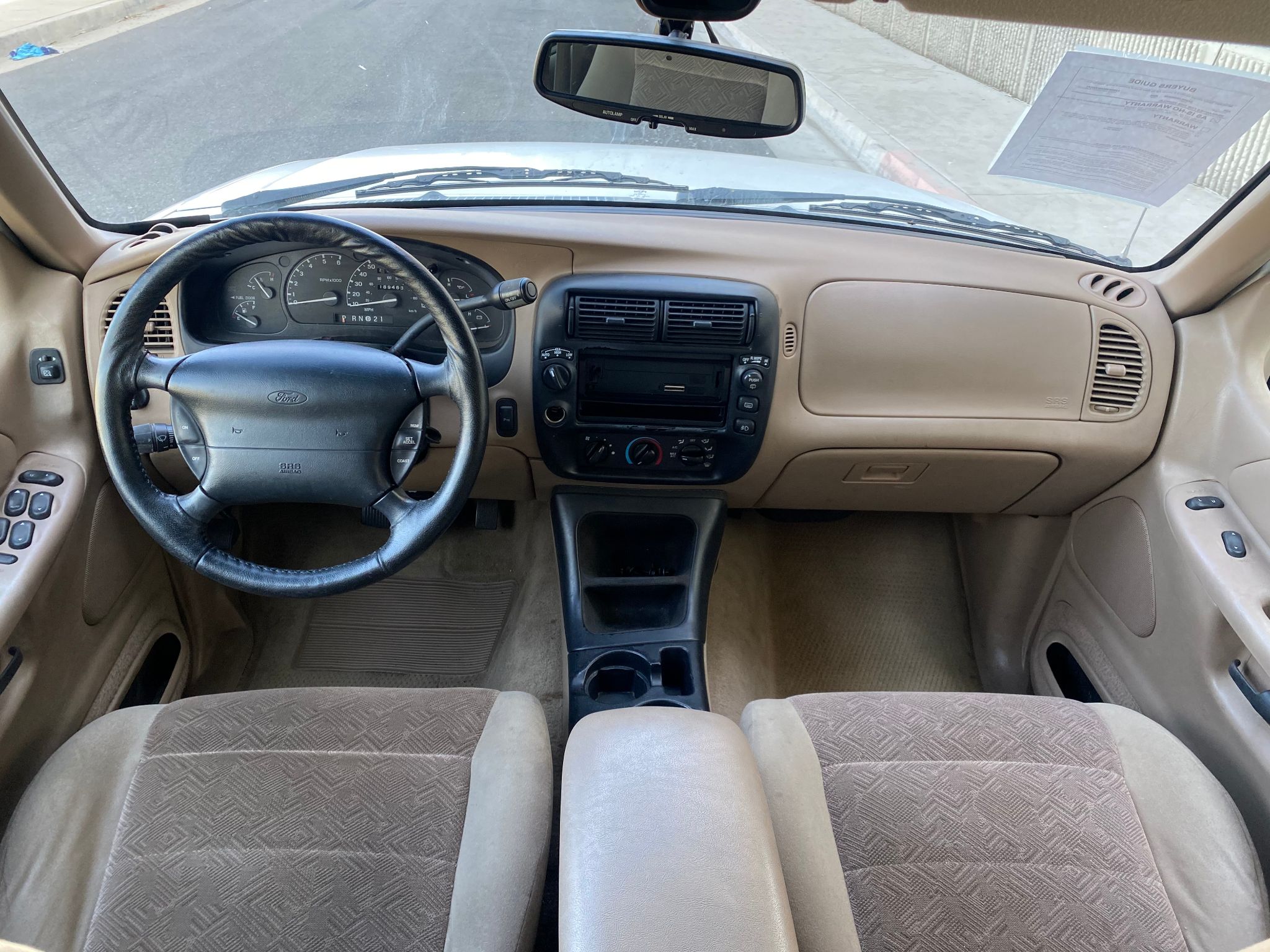 2000 Ford Explorer XLT