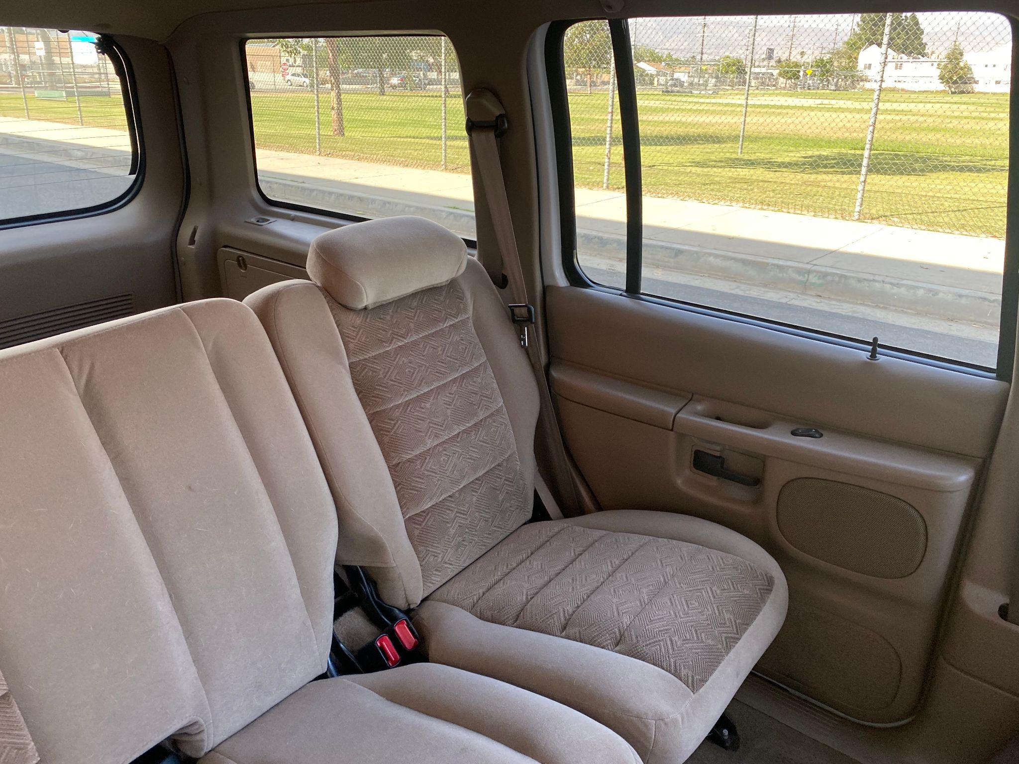 2000 Ford Explorer XLT