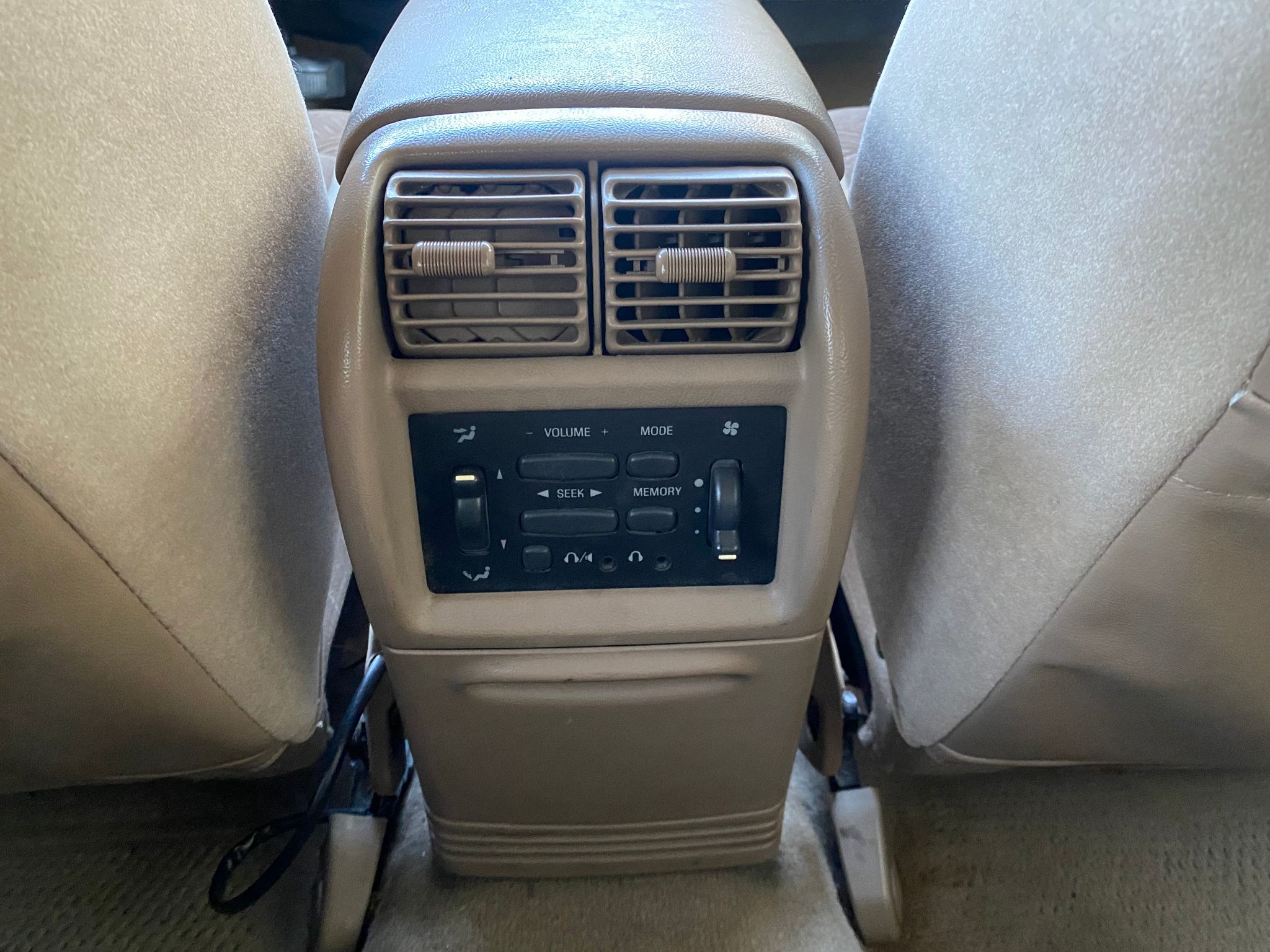 2000 Ford Explorer XLT