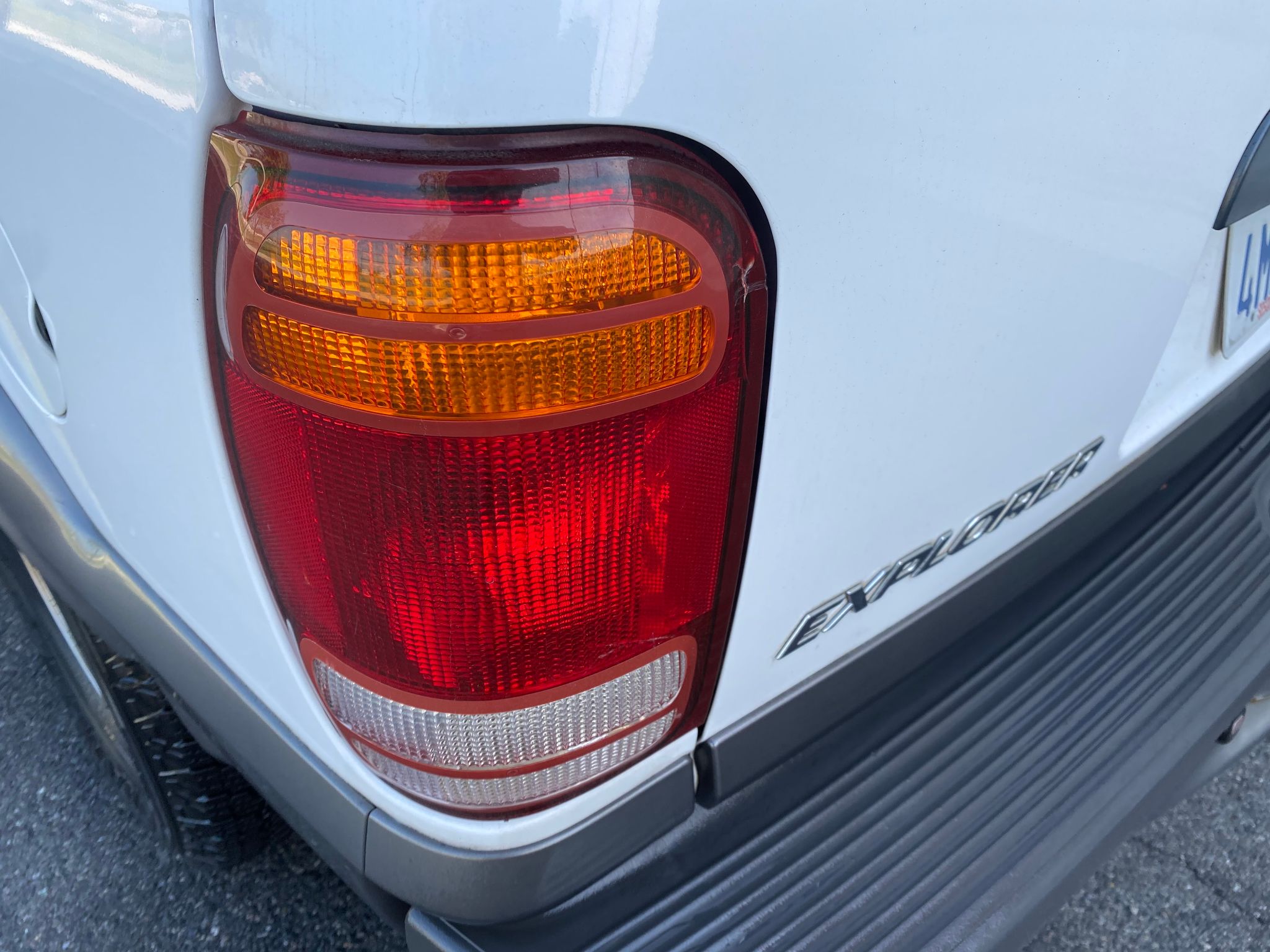 2000 Ford Explorer XLT