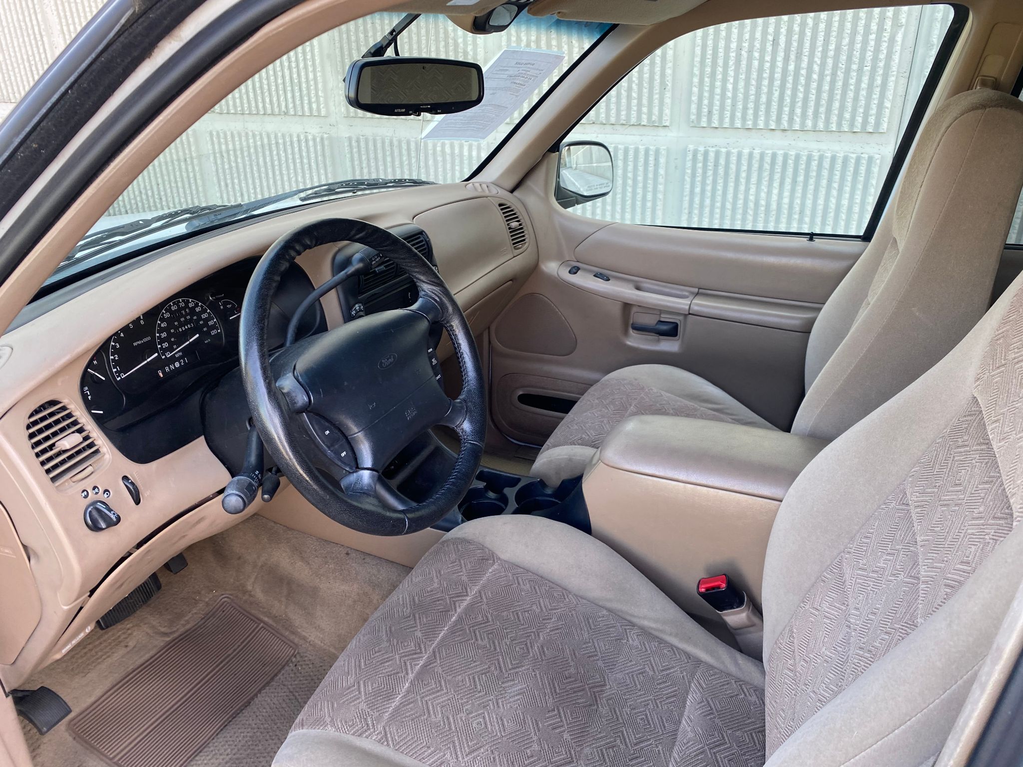 2000 Ford Explorer XLT