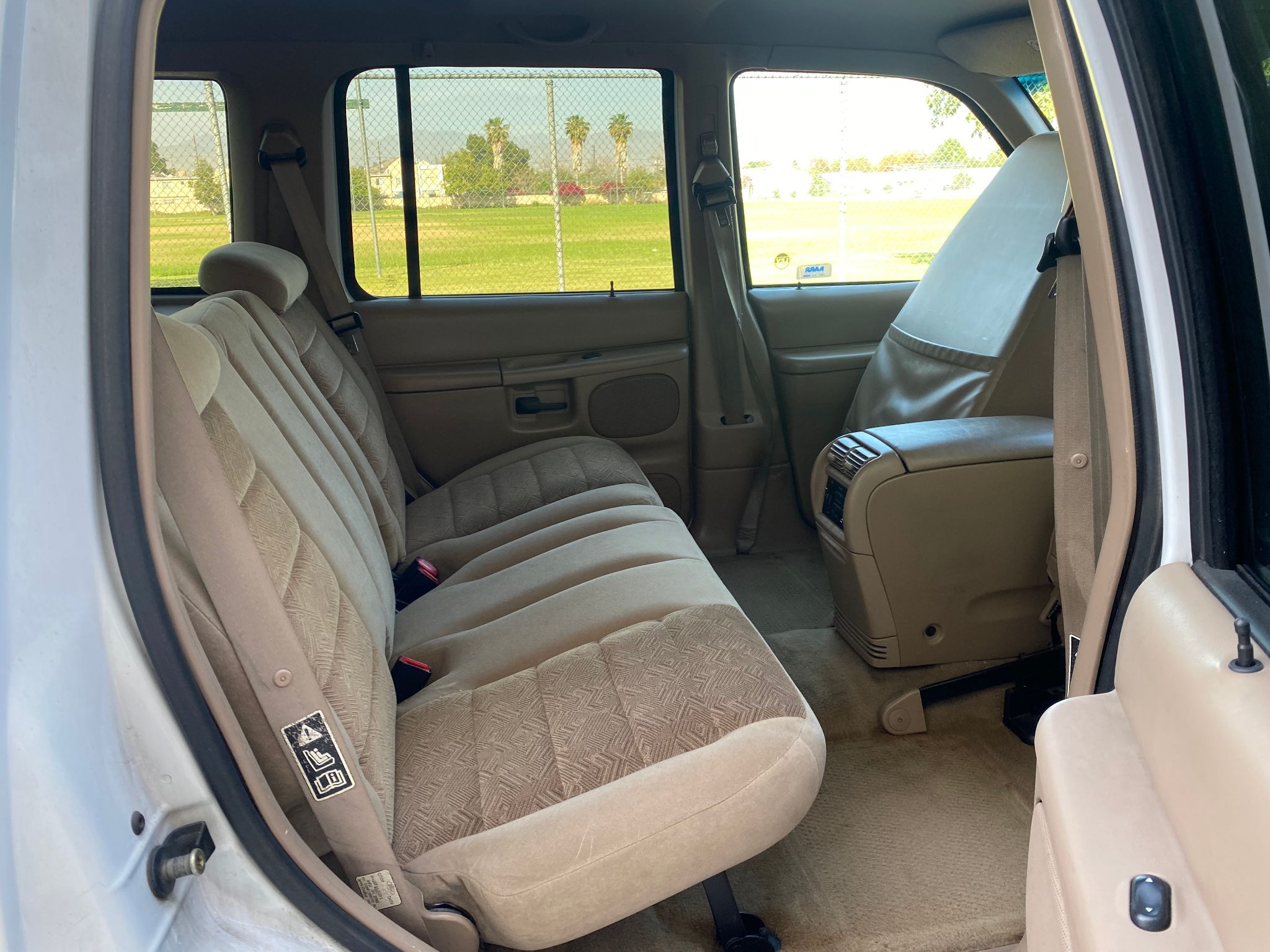 2000 Ford Explorer XLT
