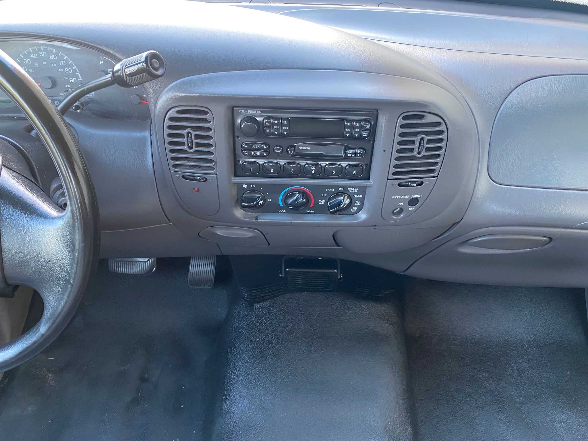 2001 Ford F-150 XL