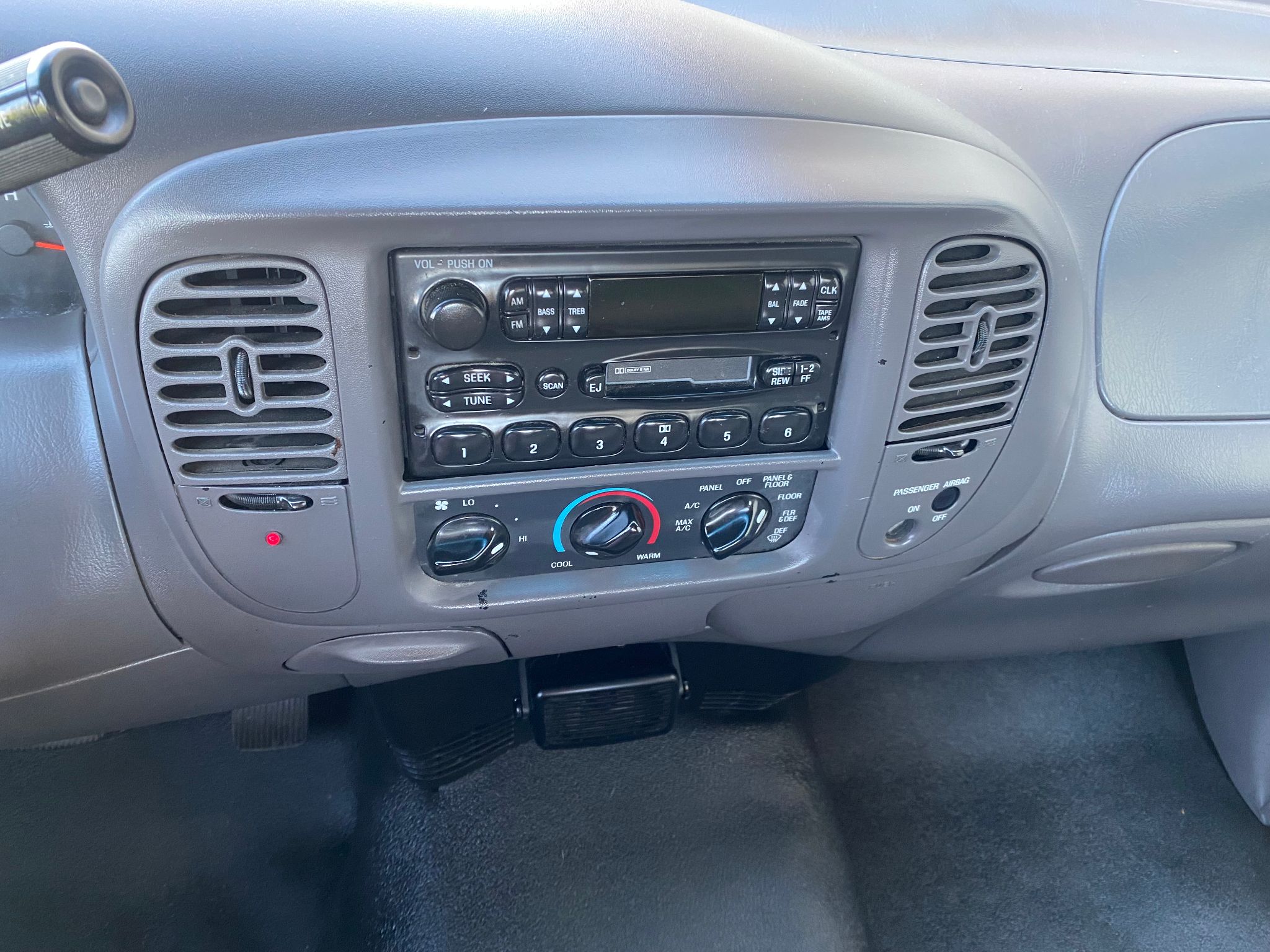 2001 Ford F-150 XL