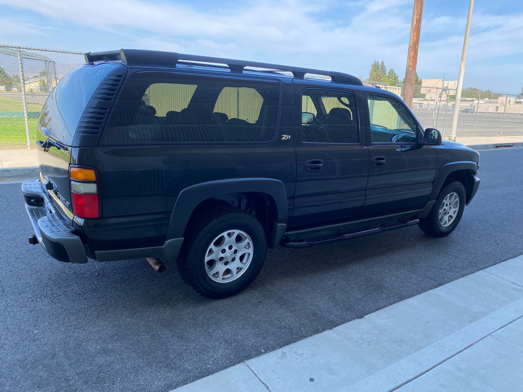 2004 Chevrolet Suburban Z71