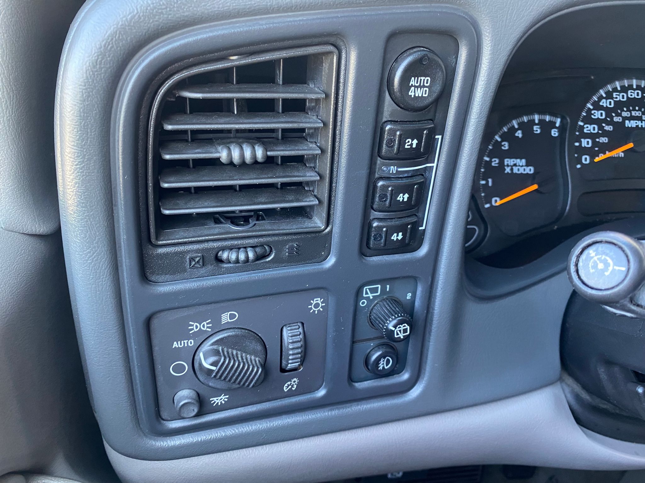 2004 Chevrolet Suburban Z71