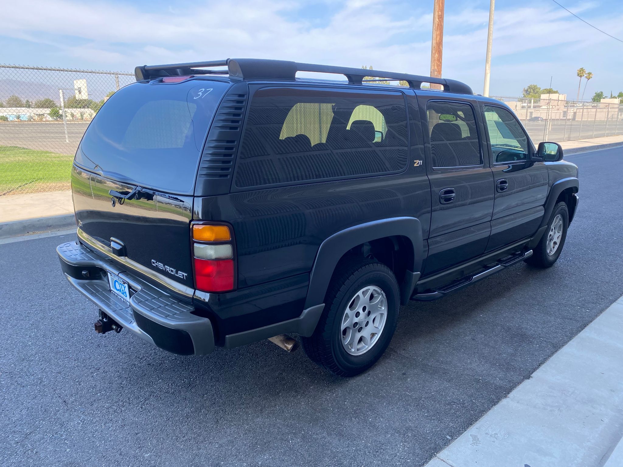 2004 Chevrolet Suburban Z71