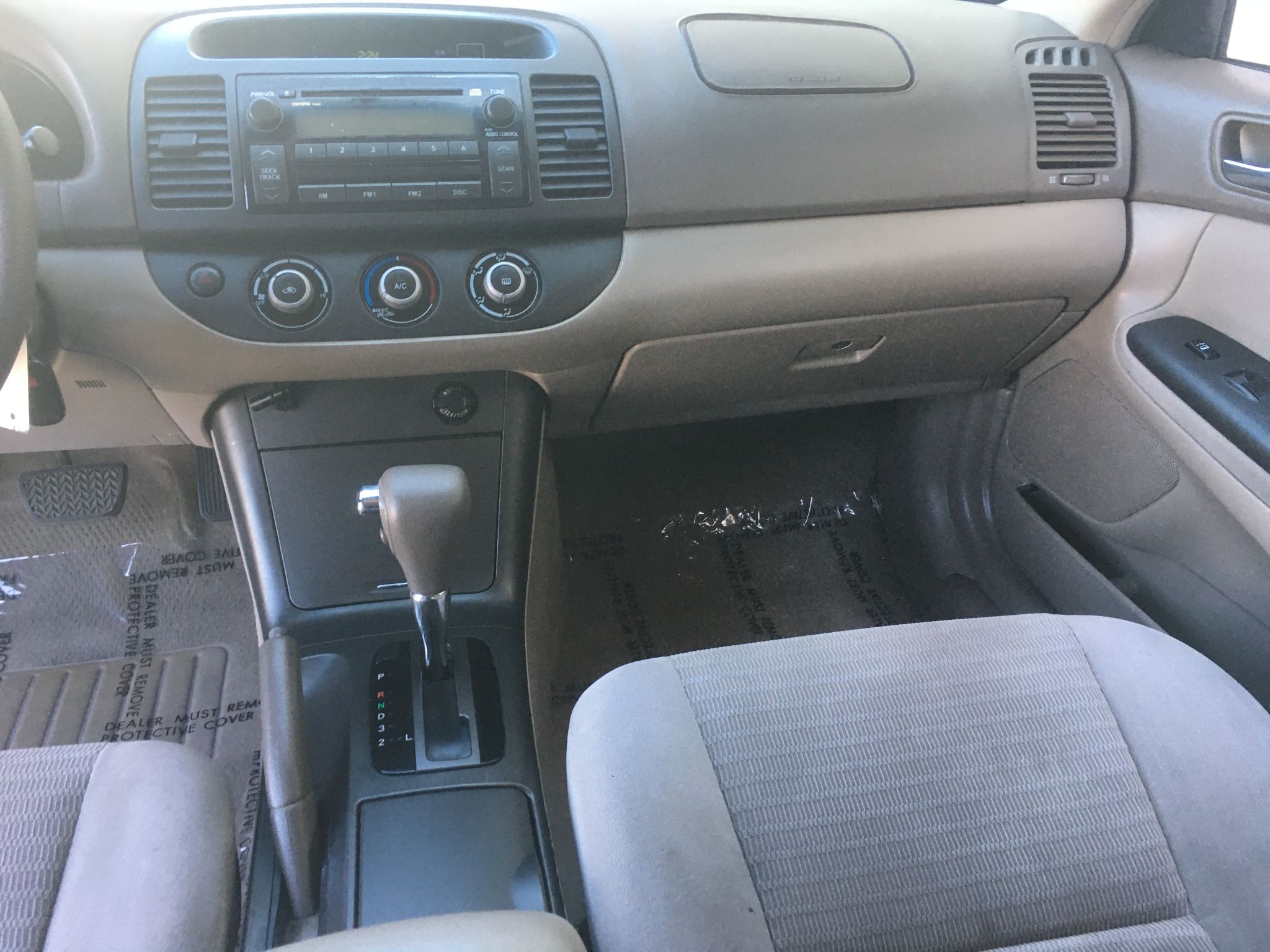 2005 Toyota Camry LE