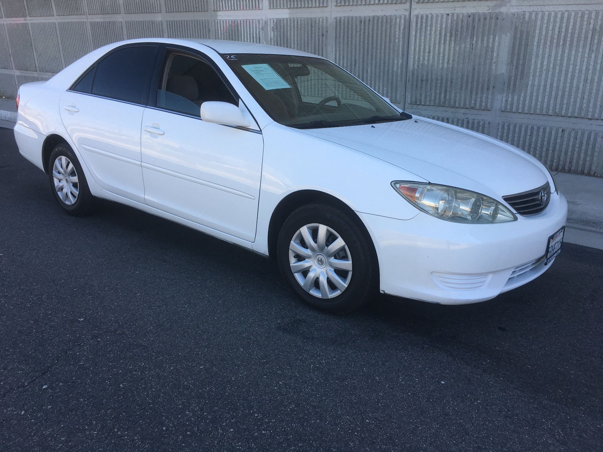 2005 Toyota Camry LE