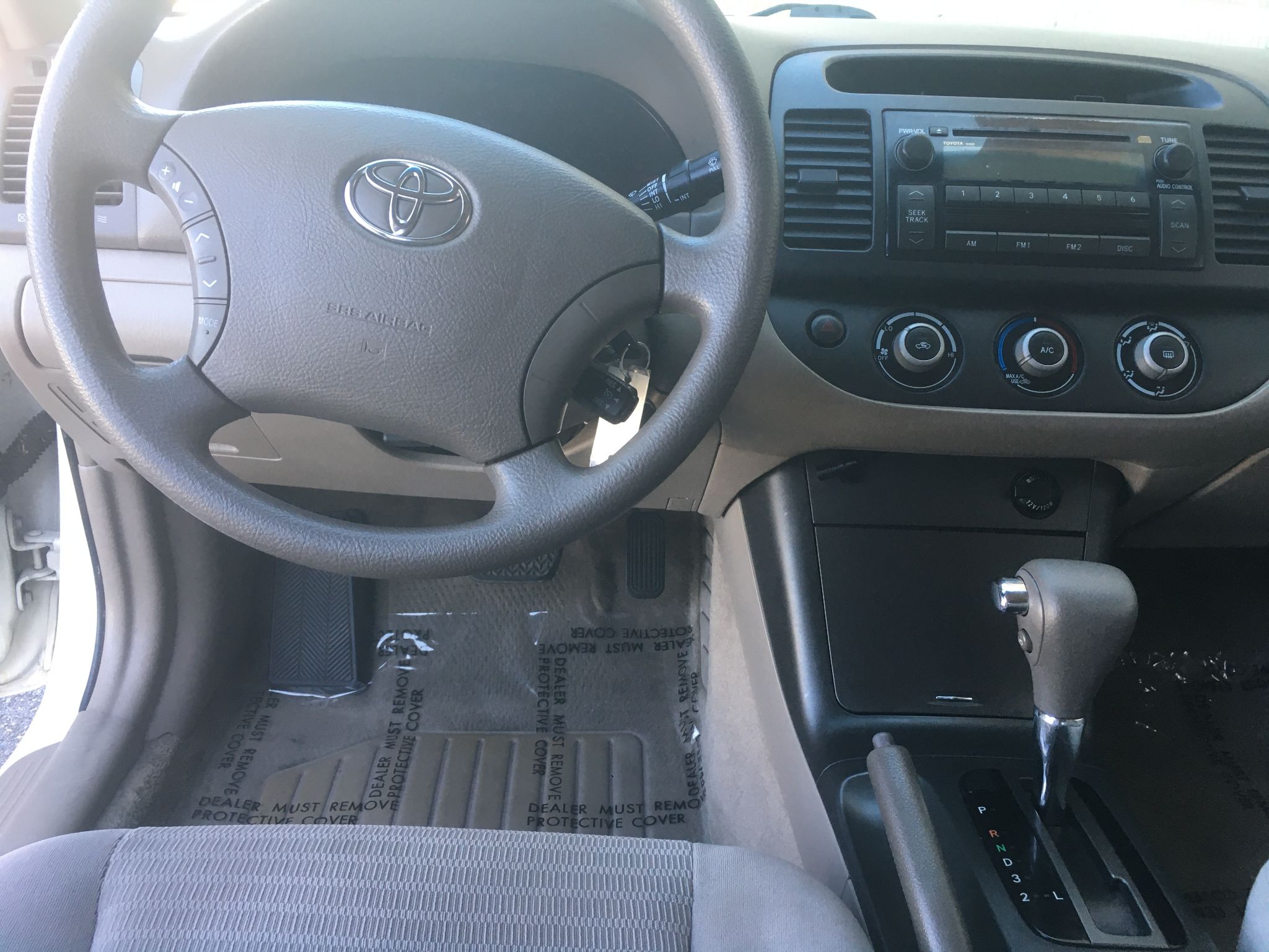 2005 Toyota Camry LE